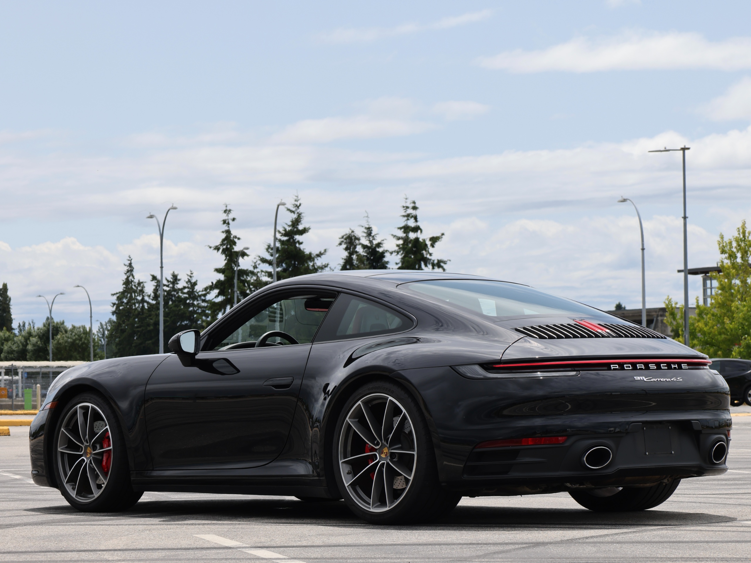 2020 Porsche 911 Carrera 4s  - Image 6