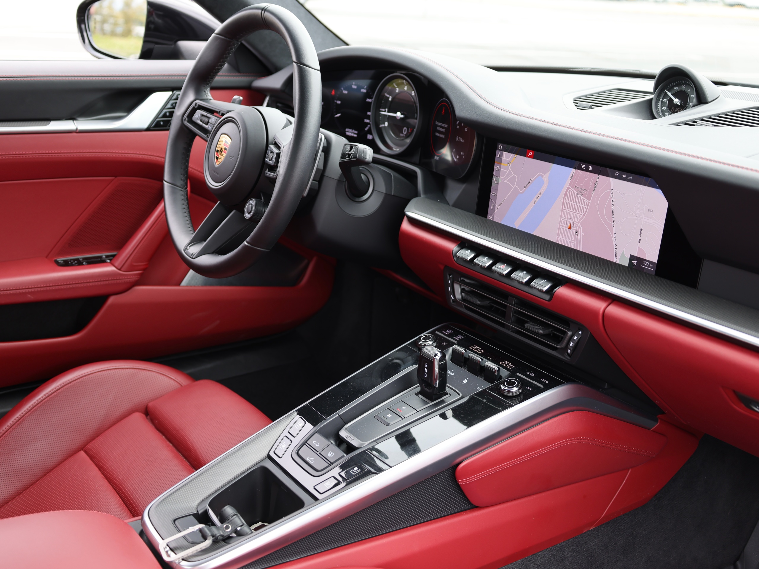 2020 Porsche 911 Carrera 4s  - Image 13