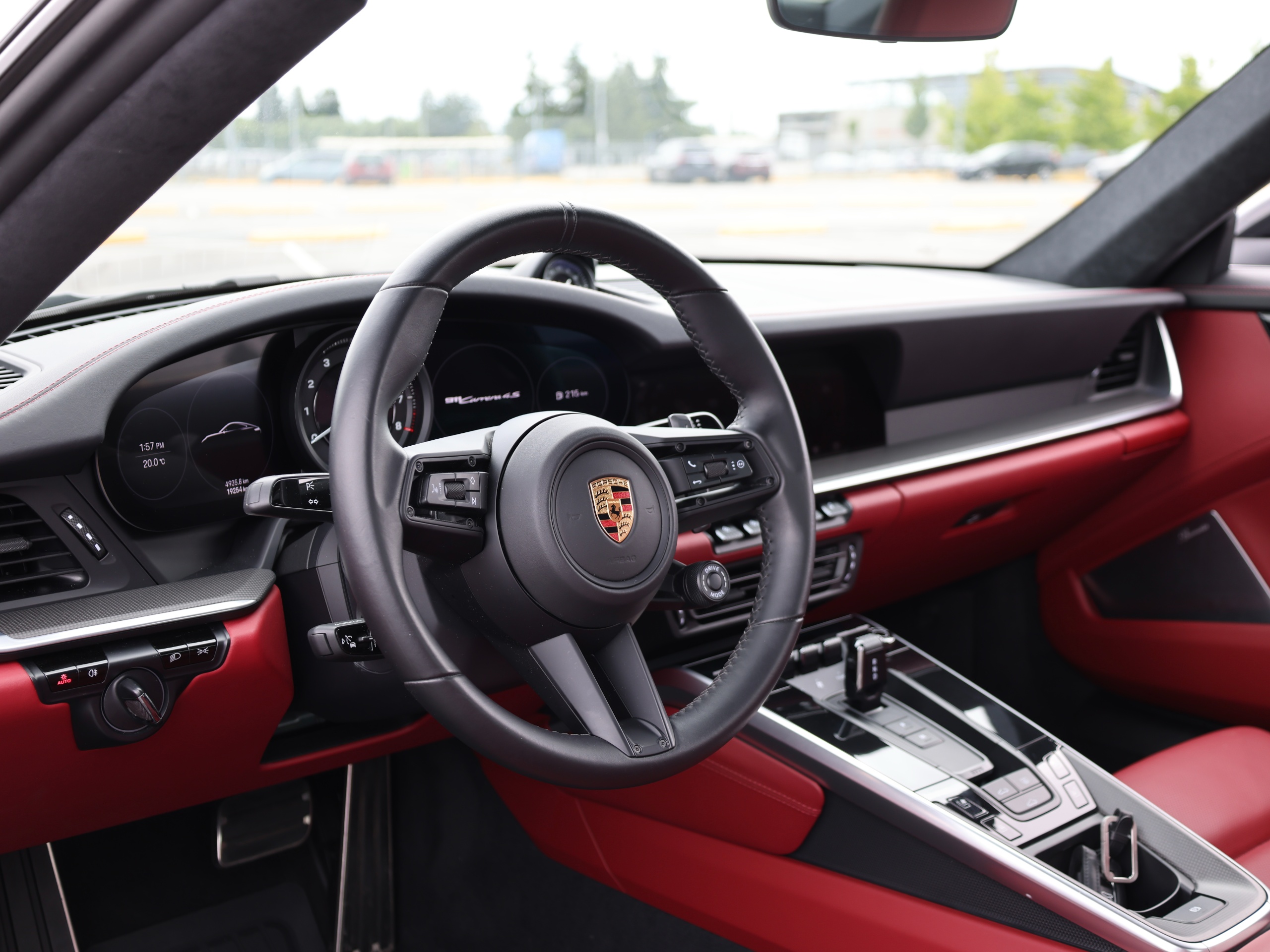 2020 Porsche 911 Carrera 4s  - Image 18