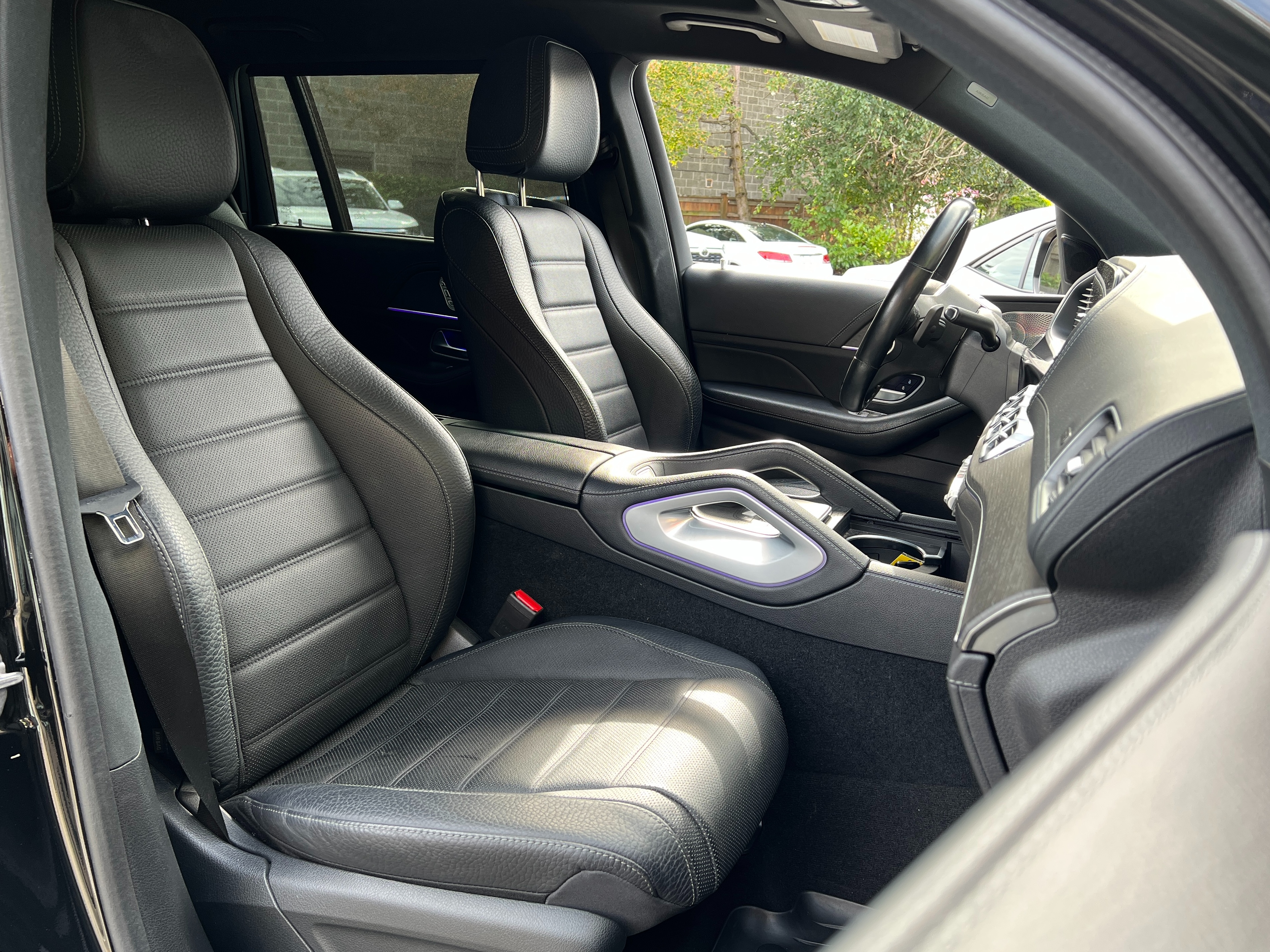 2022 Mercedes-Benz gls450 4matic | 6-seat cabin configuration - Image 13
