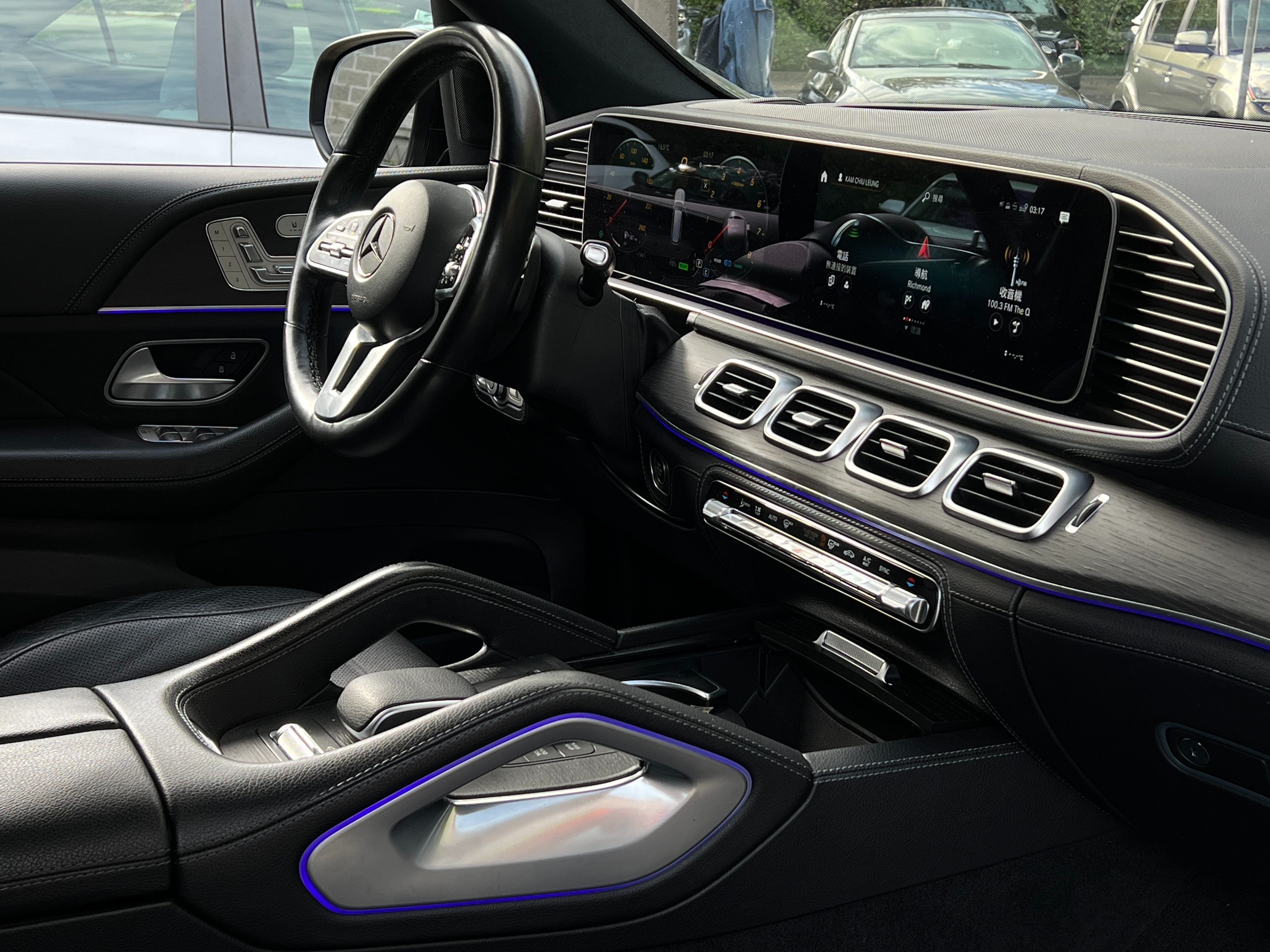 2022 Mercedes-Benz gls450 4matic | 6-seat cabin configuration - Image 12