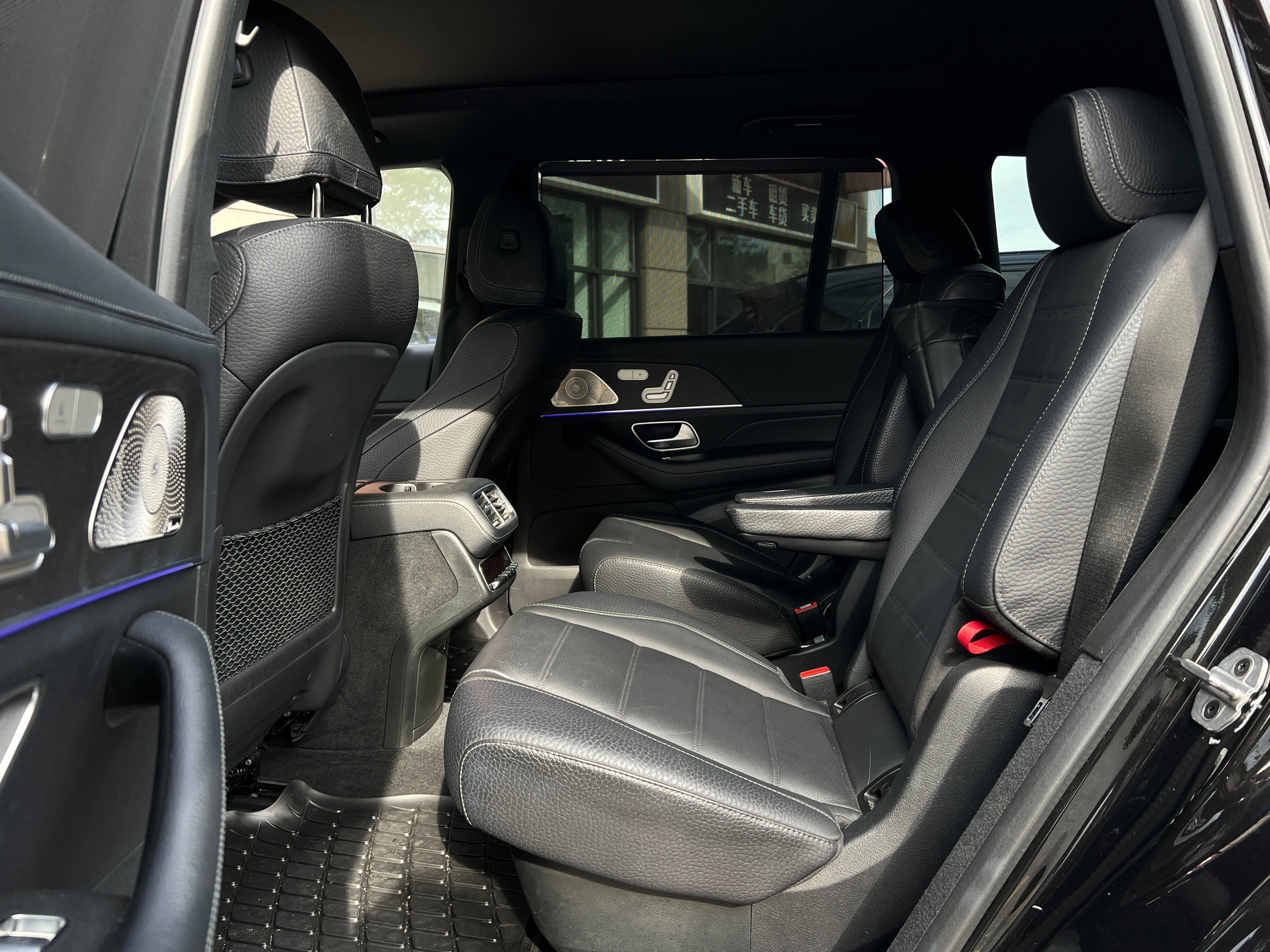 2022 Mercedes-Benz gls450 4matic | 6-seat cabin configuration - Image 17