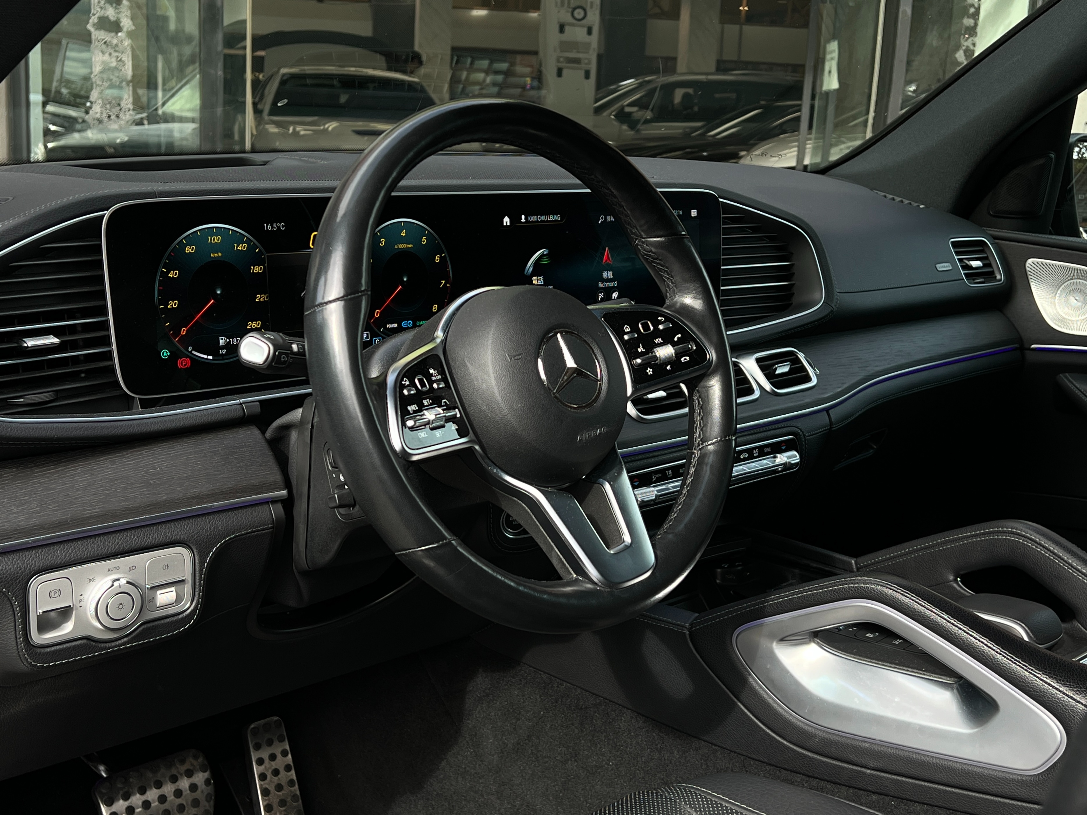 2022 Mercedes-Benz gls450 4matic | 6-seat cabin configuration - Image 8