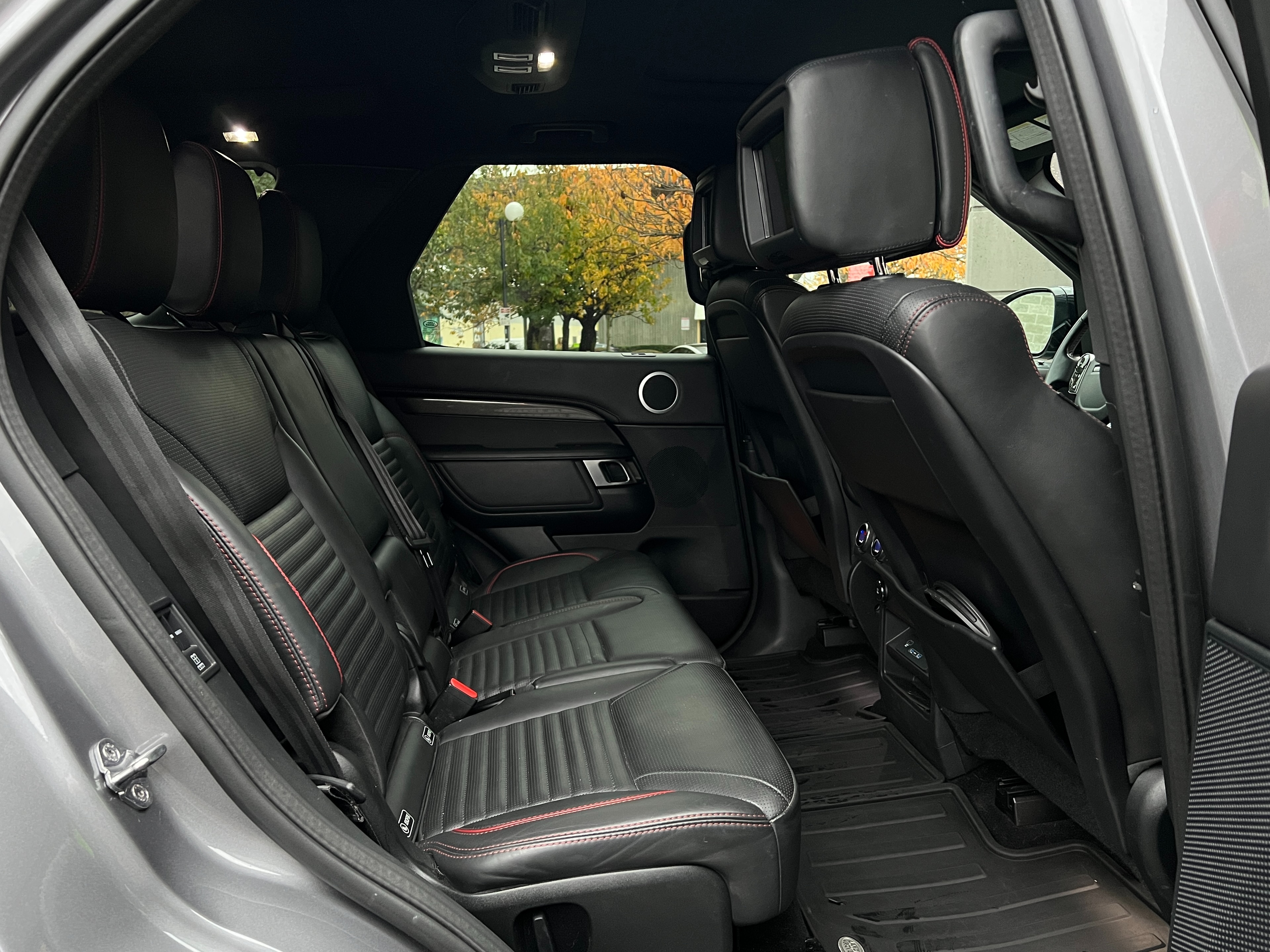 2020 Land Rover Discovery Hse Luxury Diesel | No accident | BC Local - Image 18