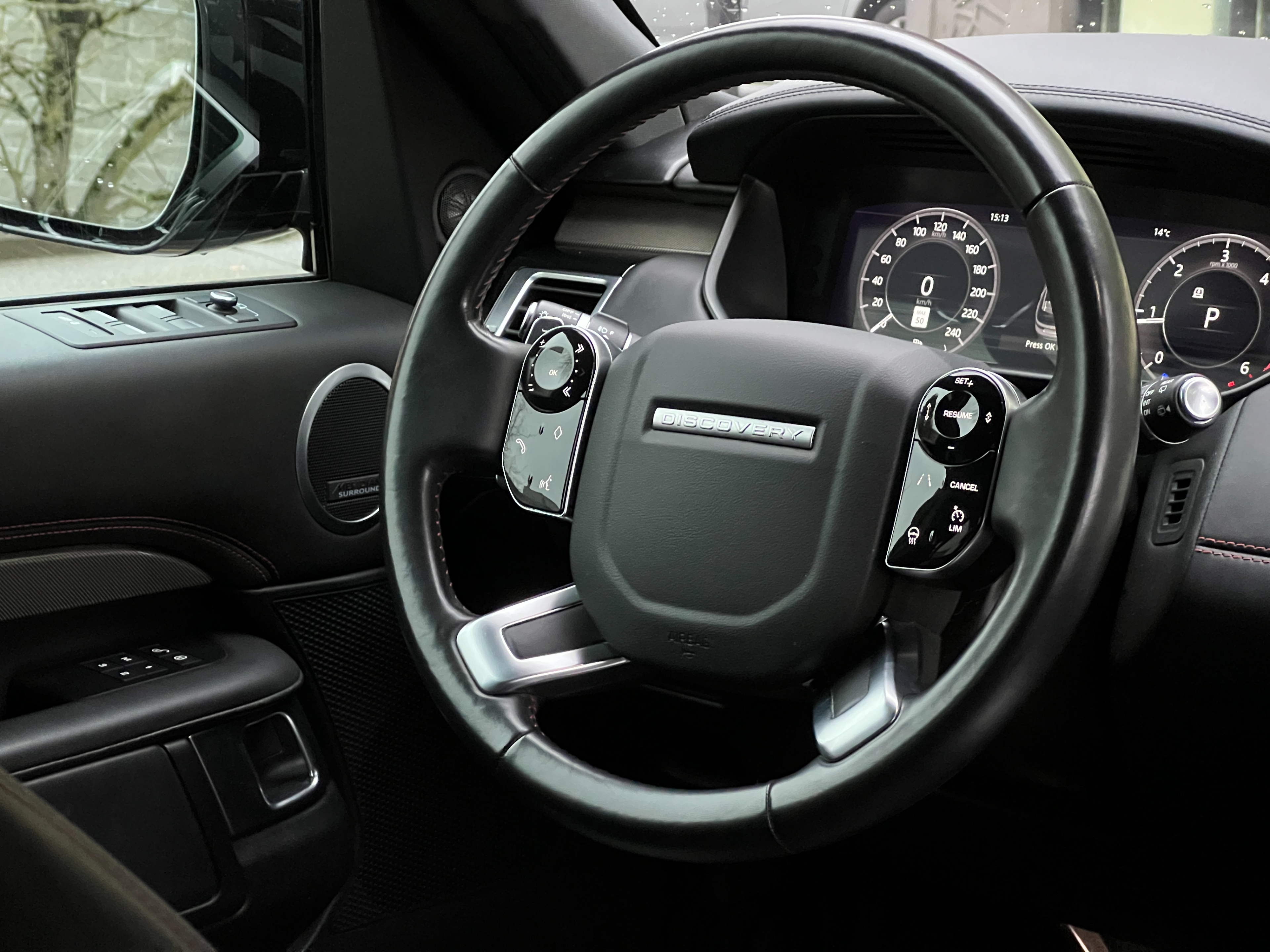 2020 Land Rover Discovery Hse Luxury Diesel | No accident | BC Local - Image 14