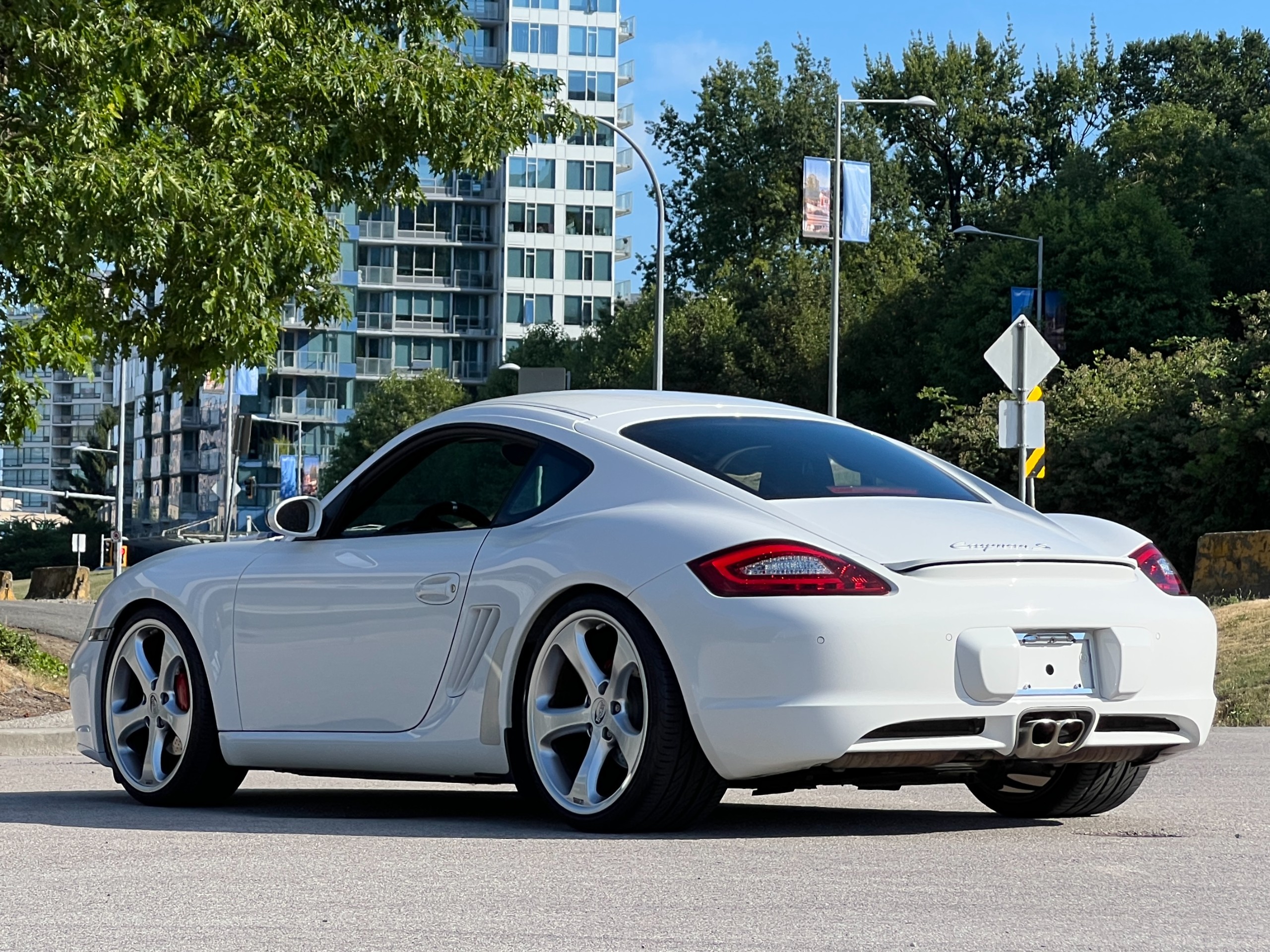 2007 Porsche cayman s | One owner | No accident | BC Local | low km - Image 5