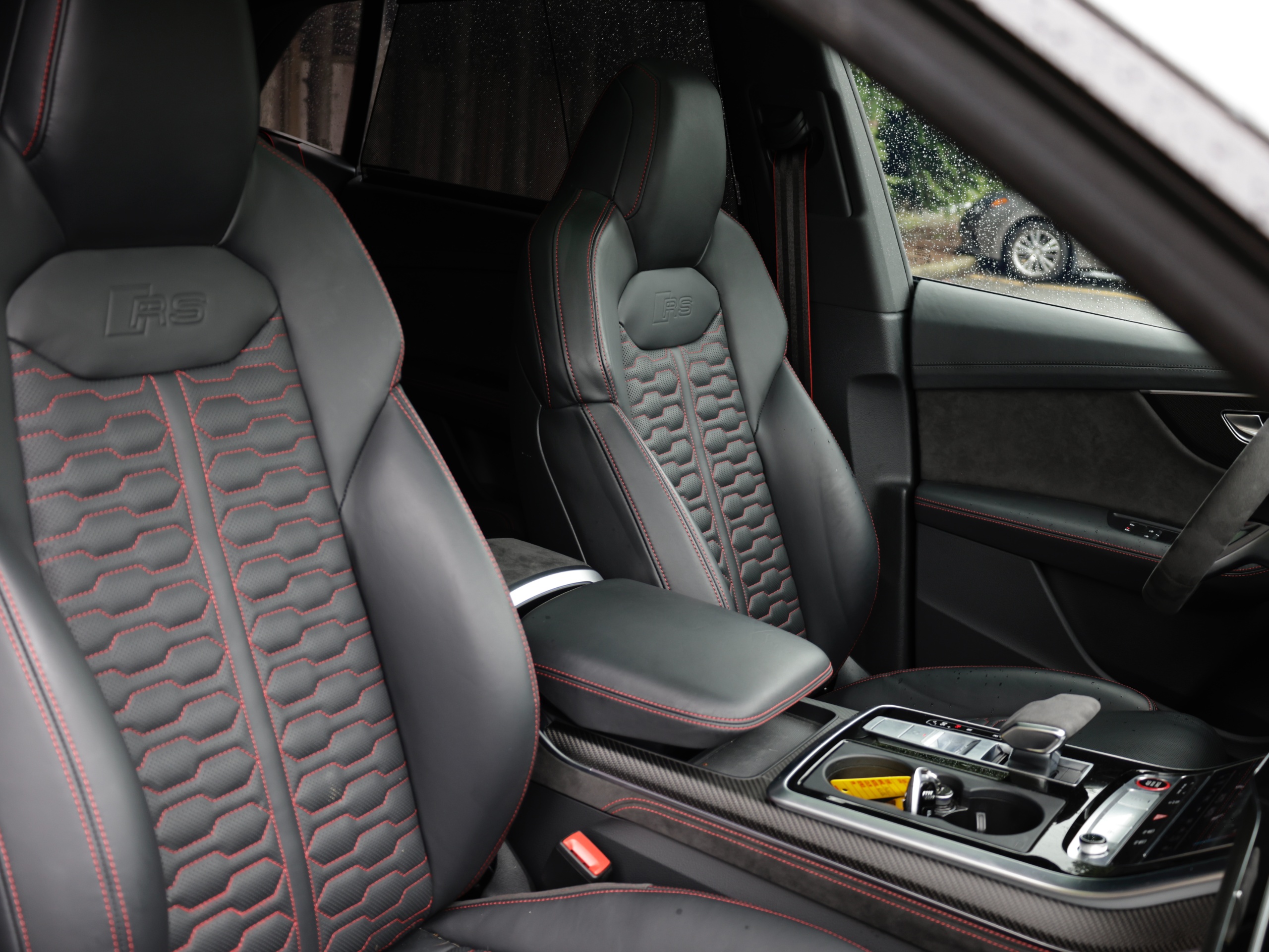 2022 Audi RSQ8 - Image 14