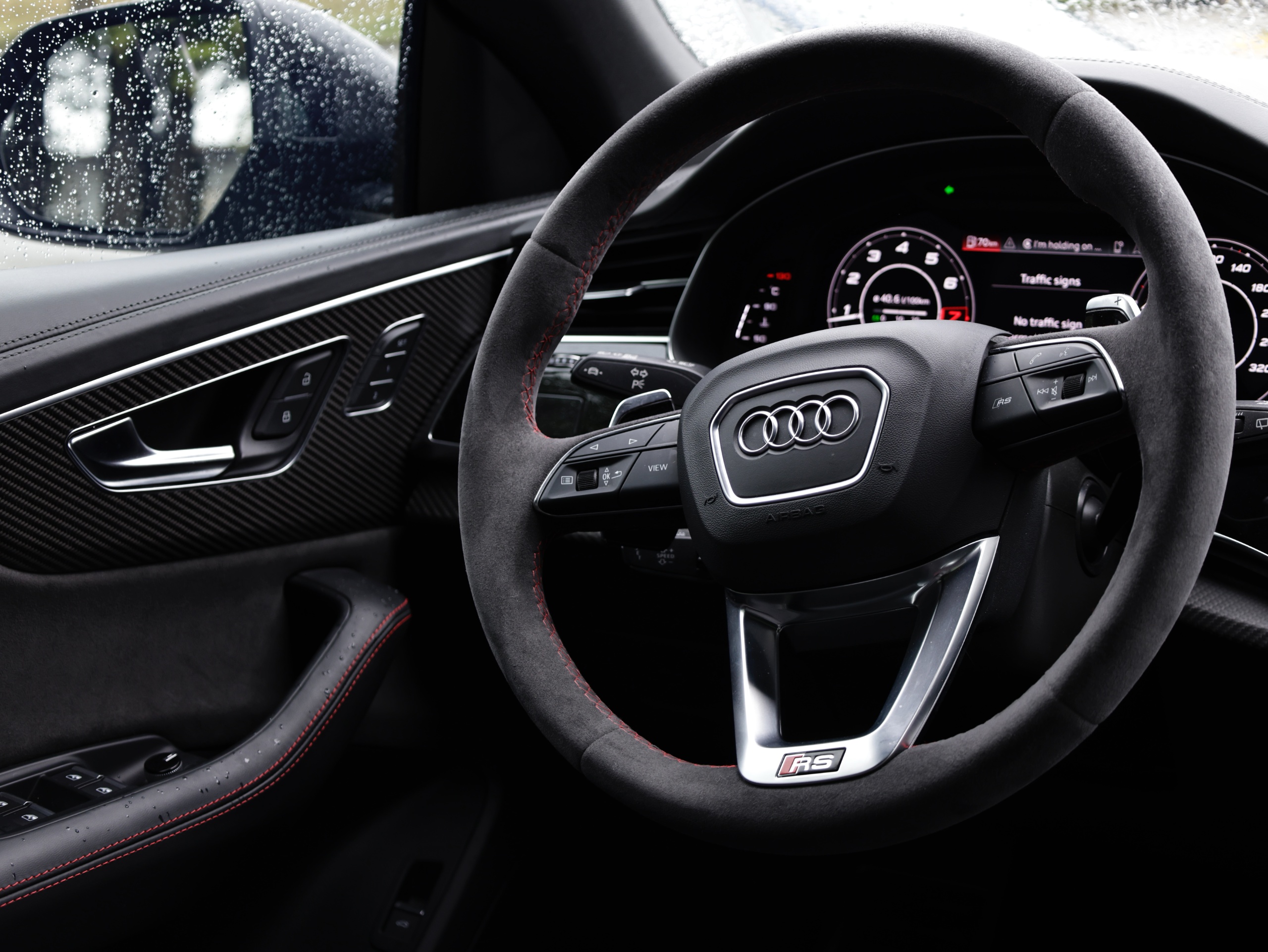 2022 Audi RSQ8 - Image 15