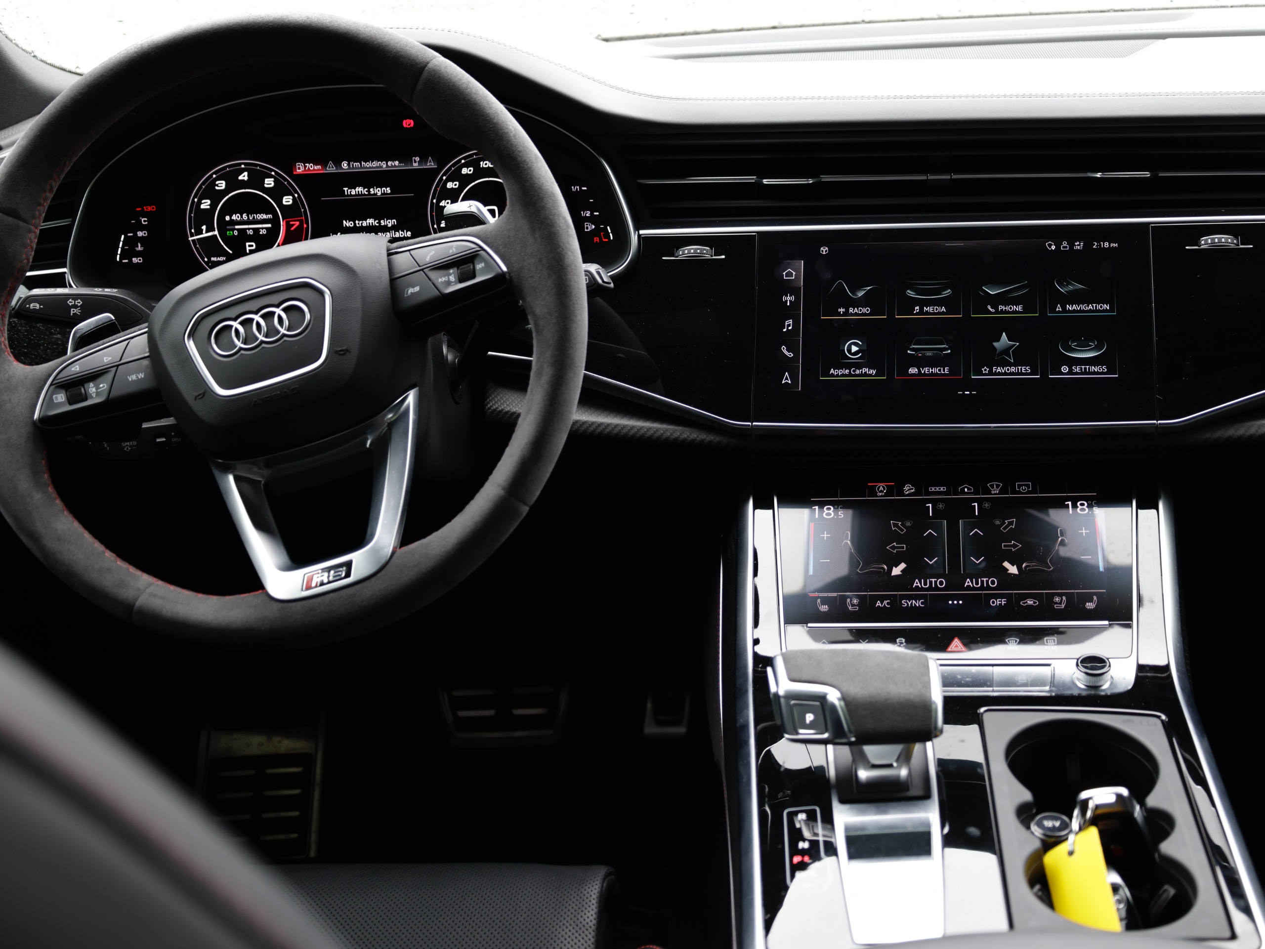 2022 Audi RSQ8 - Image 16