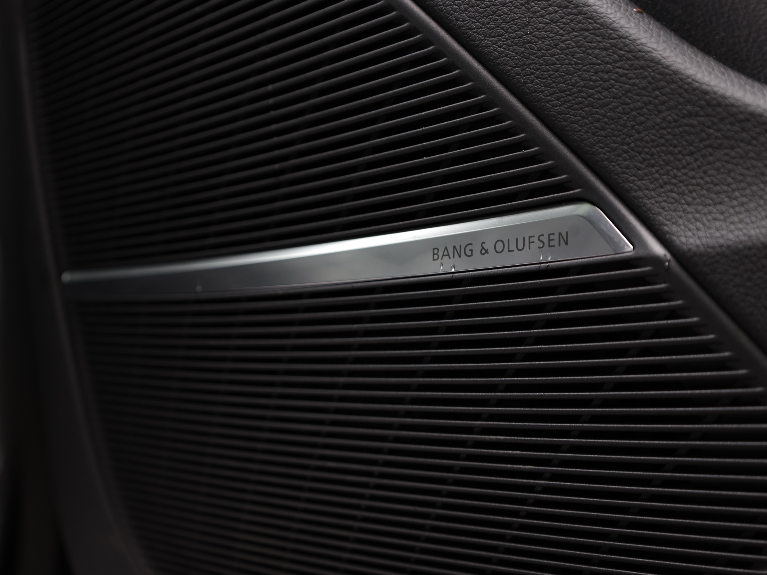 2022 Audi RSQ8 - Image 19