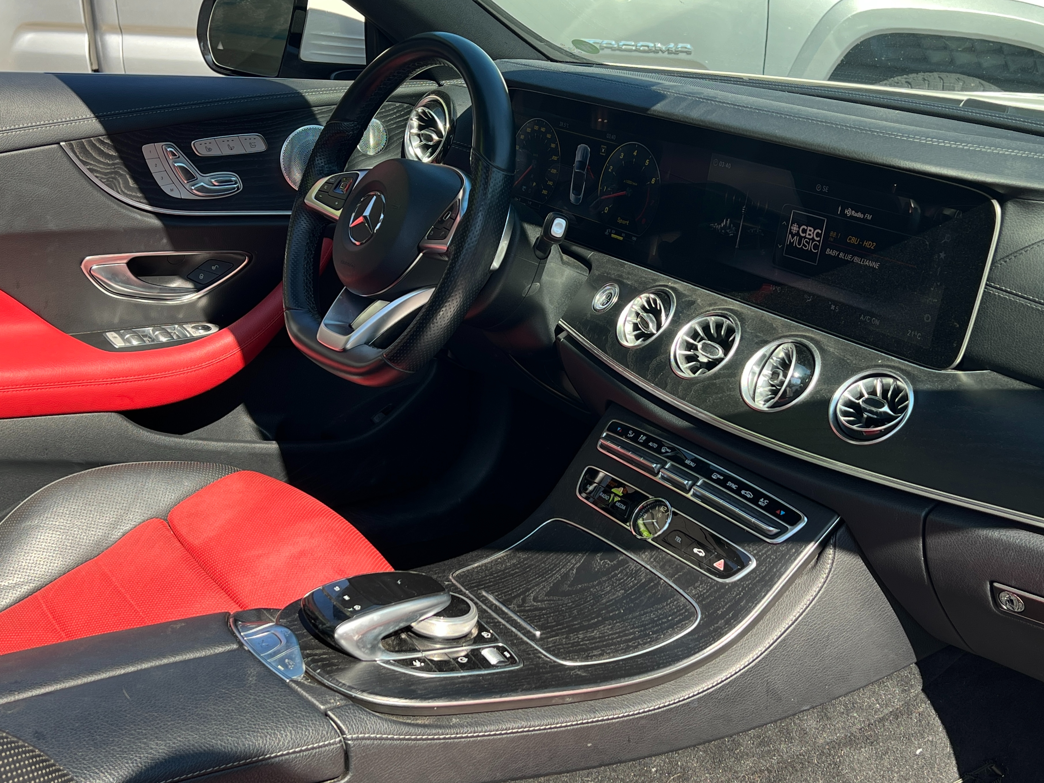 2018 Mercedes-Benz E400 - Image 12