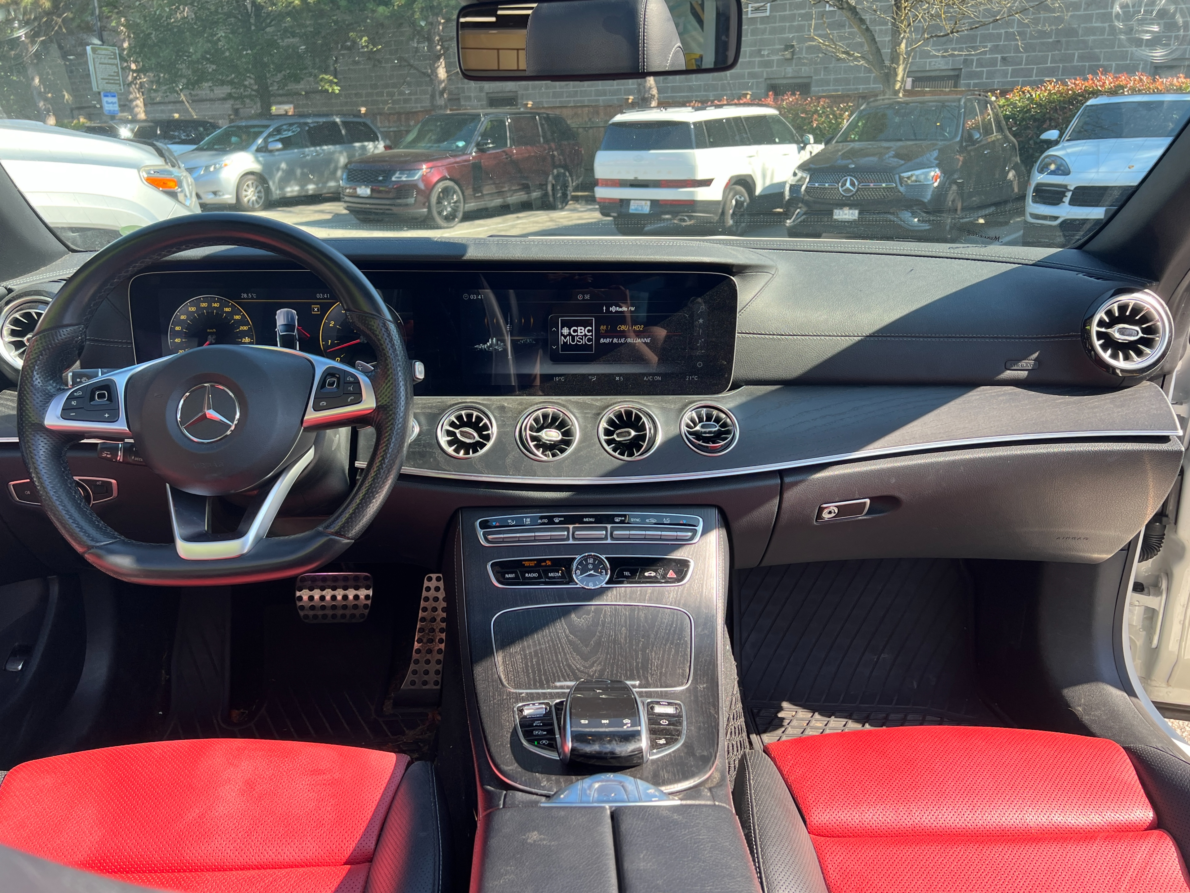 2018 Mercedes-Benz E400 - Image 10