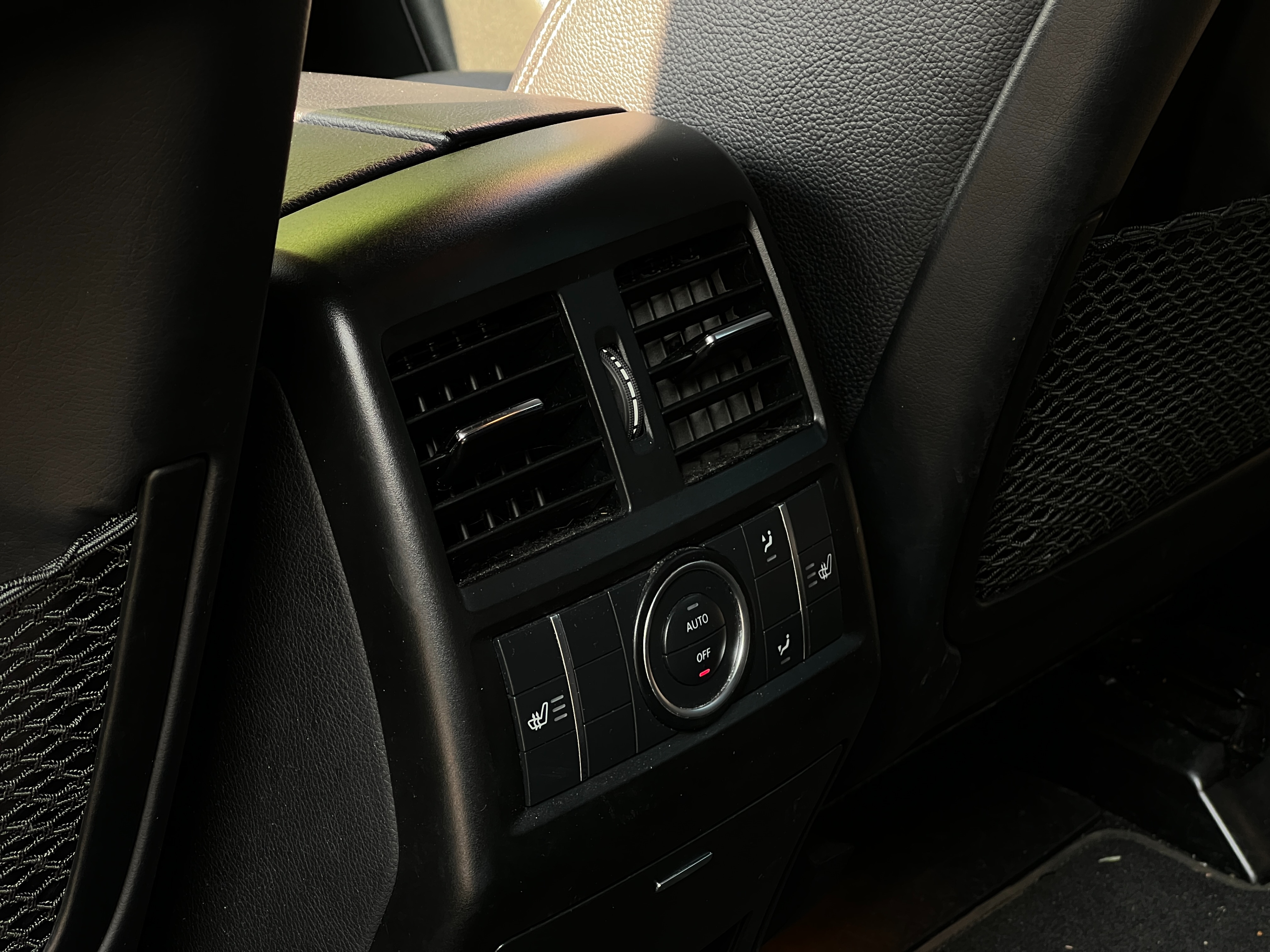 2015 Mercedes-Benz ML400 - Image 17