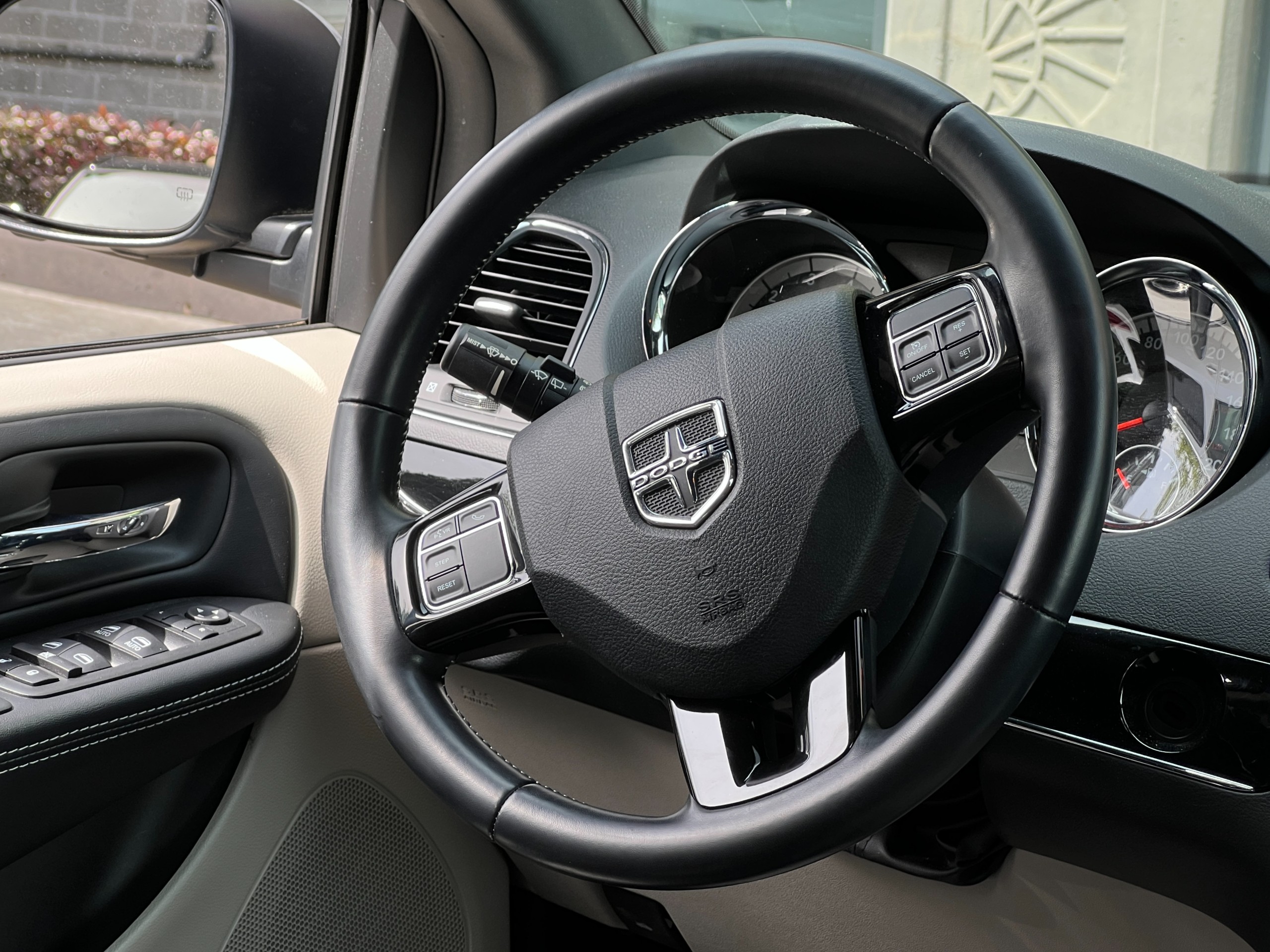 2019 Dodge grand caravan se low km | No accident | BC Local - Image 9