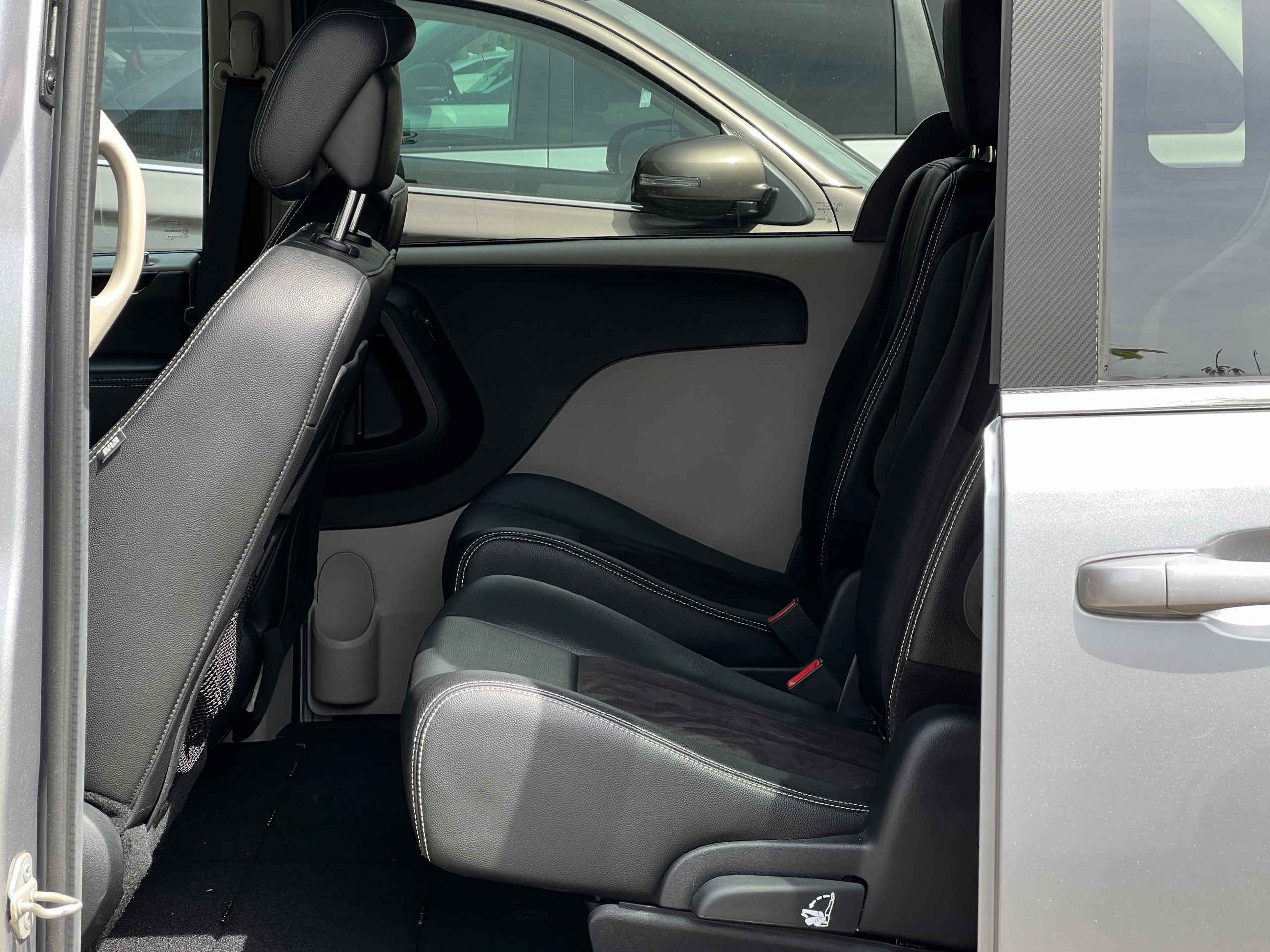 2019 Dodge grand caravan se low km | No accident | BC Local - Image 13