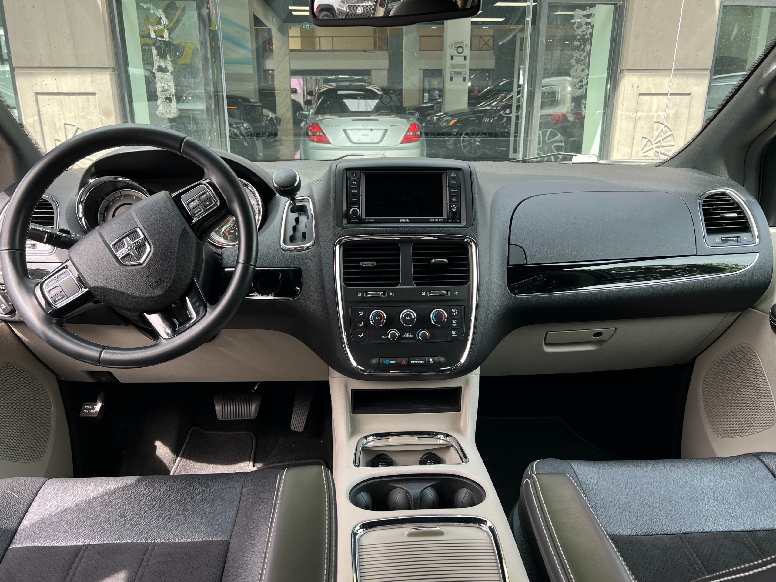 2019 Dodge grand caravan se low km | No accident | BC Local - Image 10