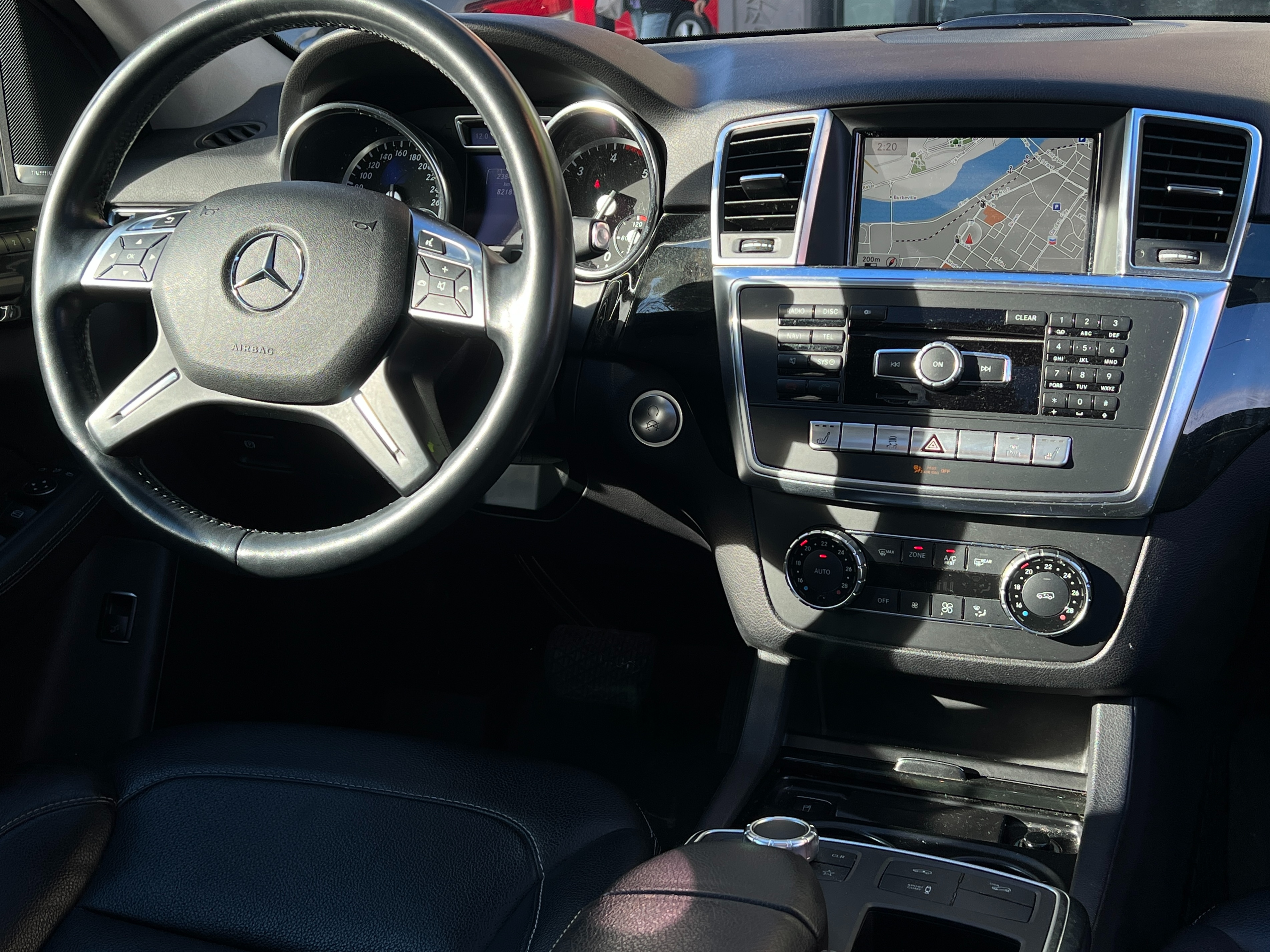 2014 Mercedes-Benz ML350 bluetec | No accident | one owner | bc local - Image 15