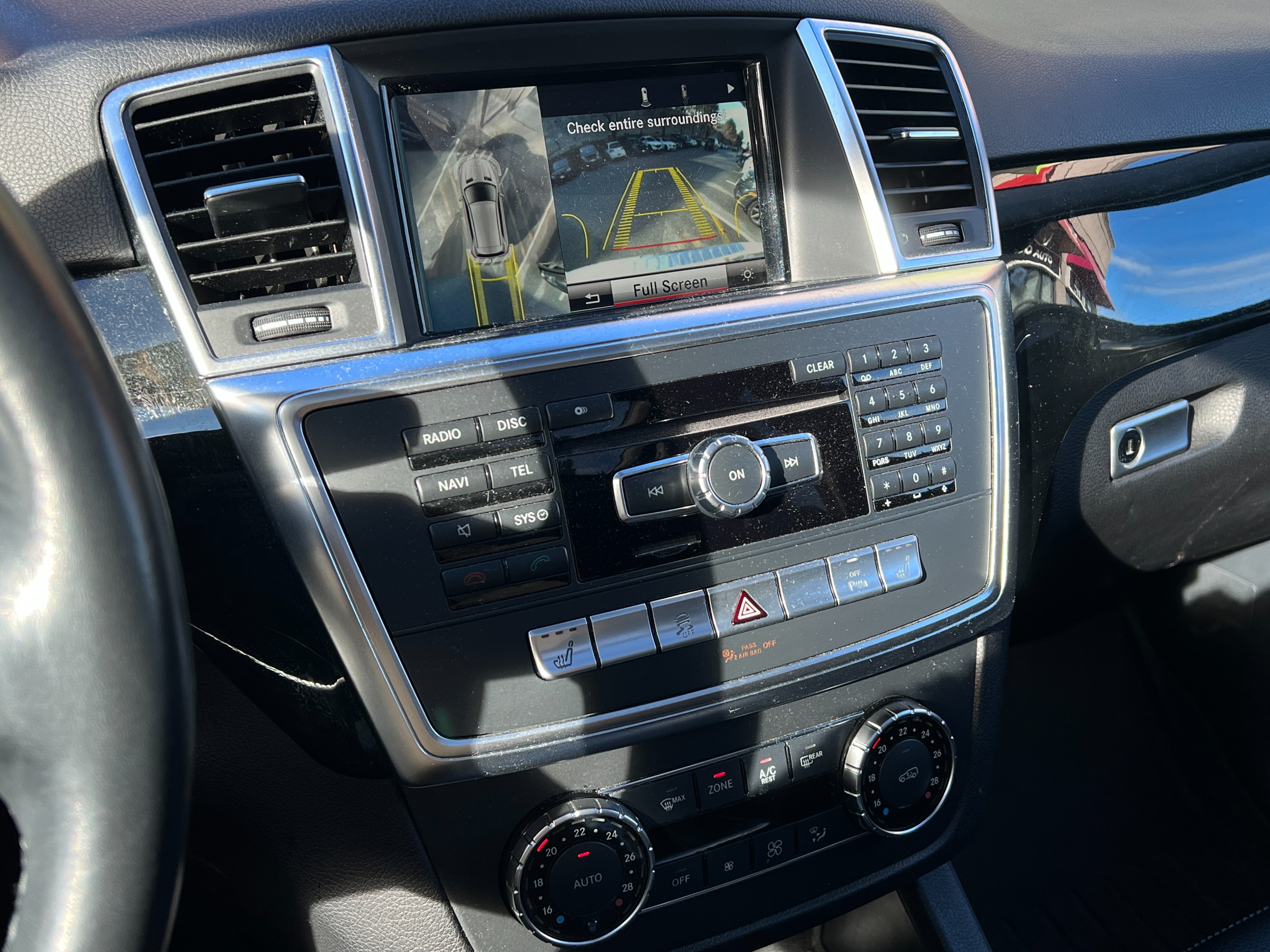 2014 Mercedes-Benz ML350 bluetec | No accident | one owner | bc local - Image 8