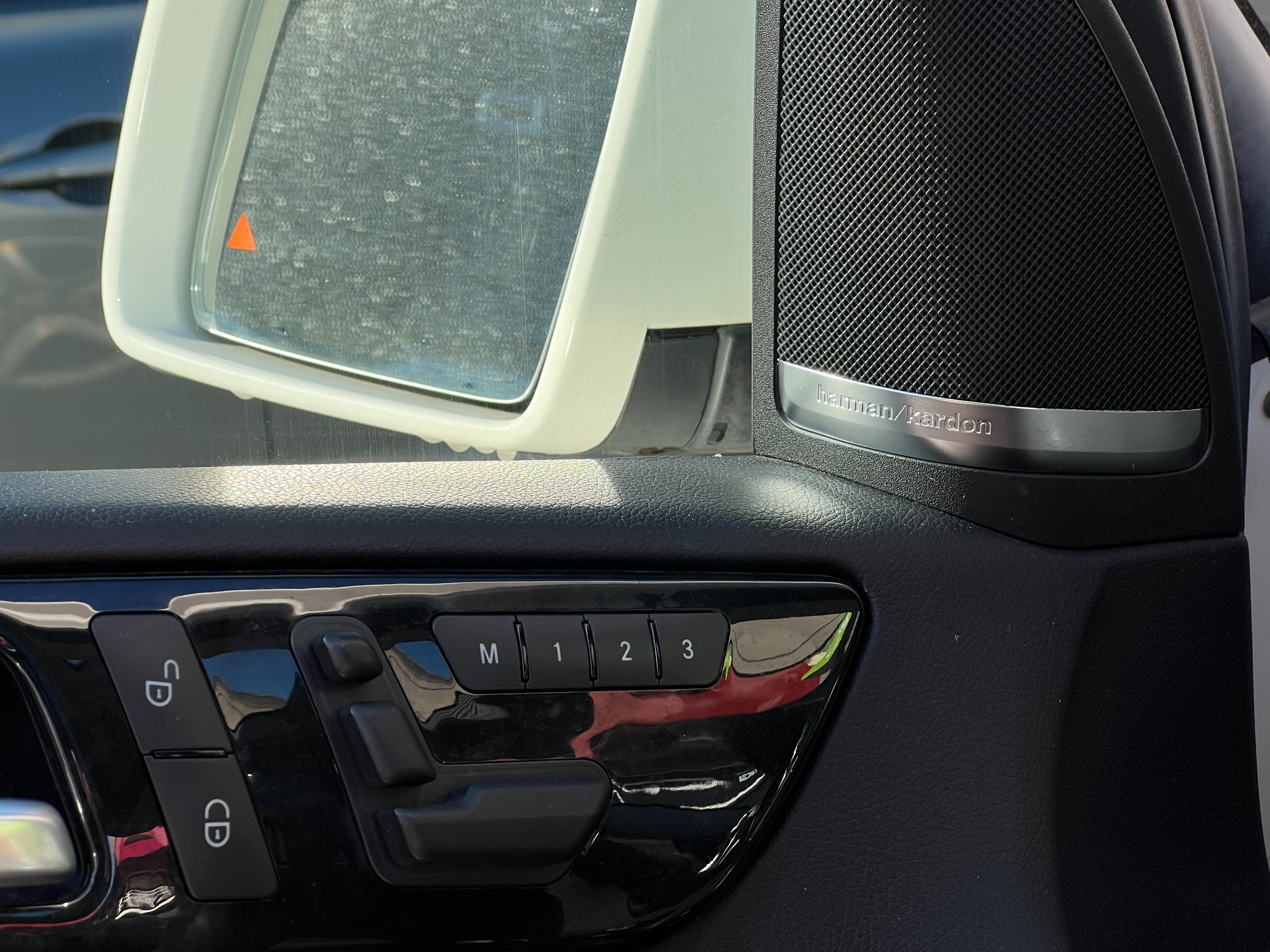 2014 Mercedes-Benz ML350 bluetec | No accident | one owner | bc local - Image 9