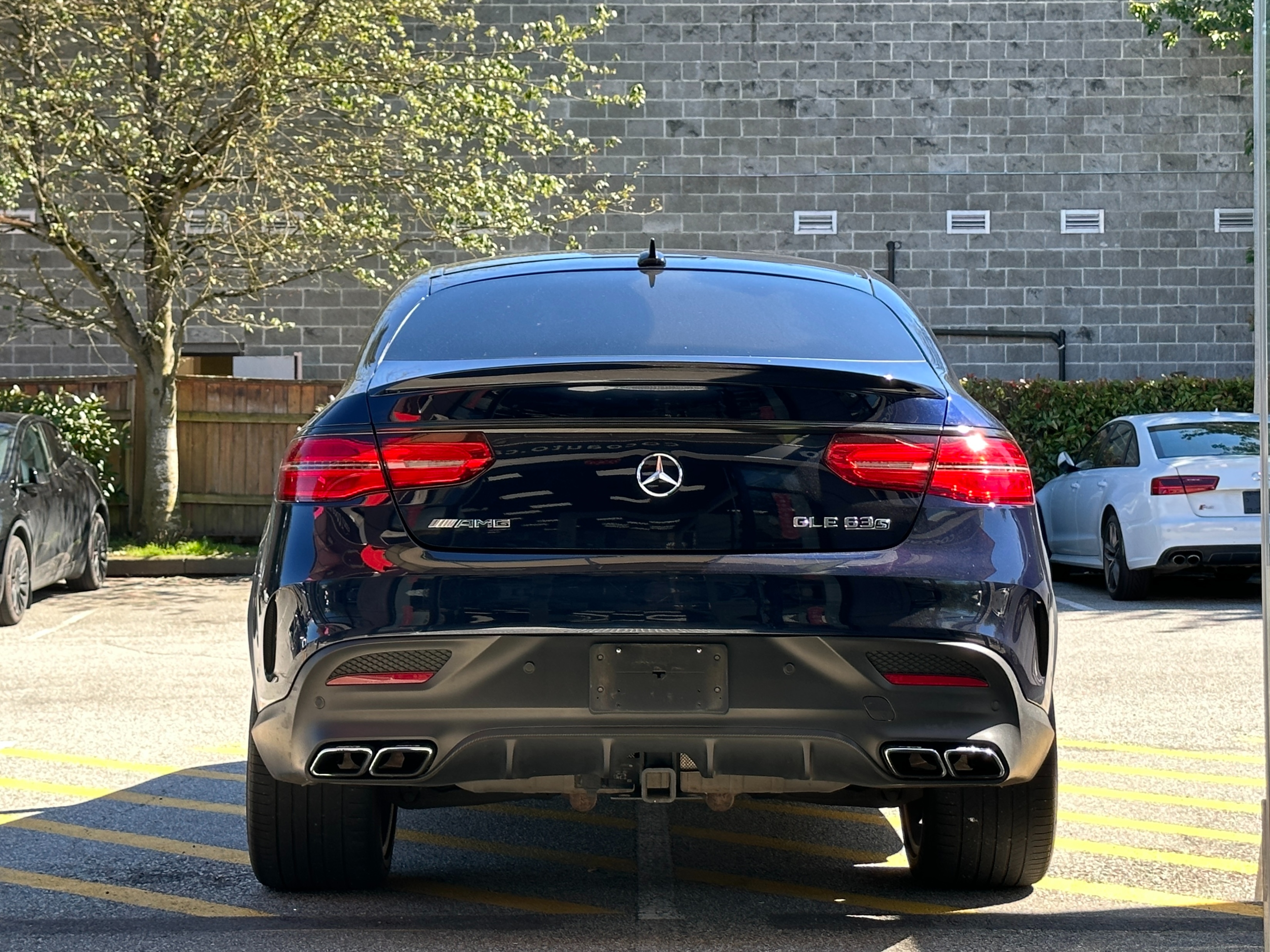 2017 Mercedes-Benz gle63s coupe amg | no accident | bc local - Image 6