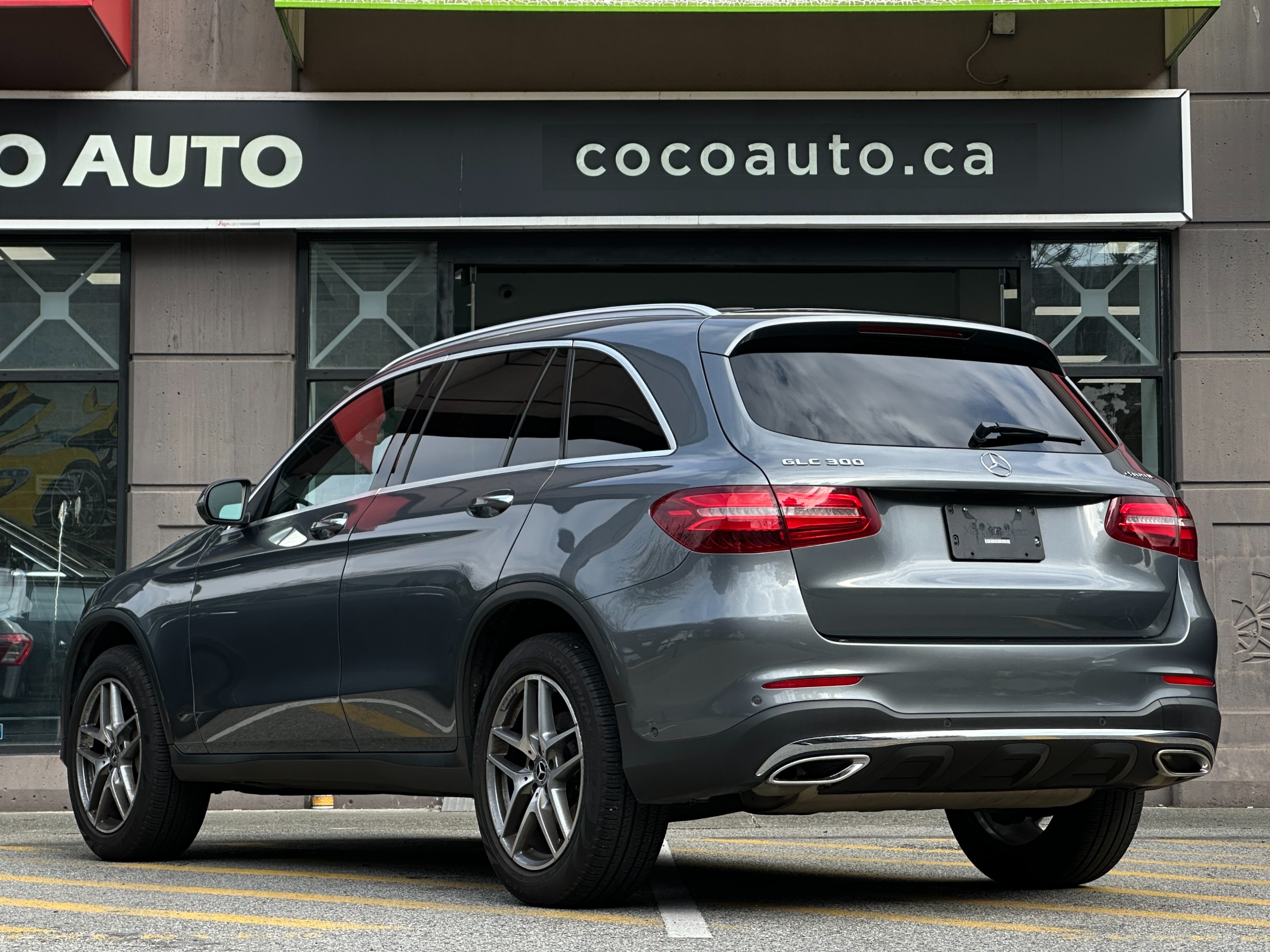 2018 Mercedes-Benz GLC 300 - Image 5