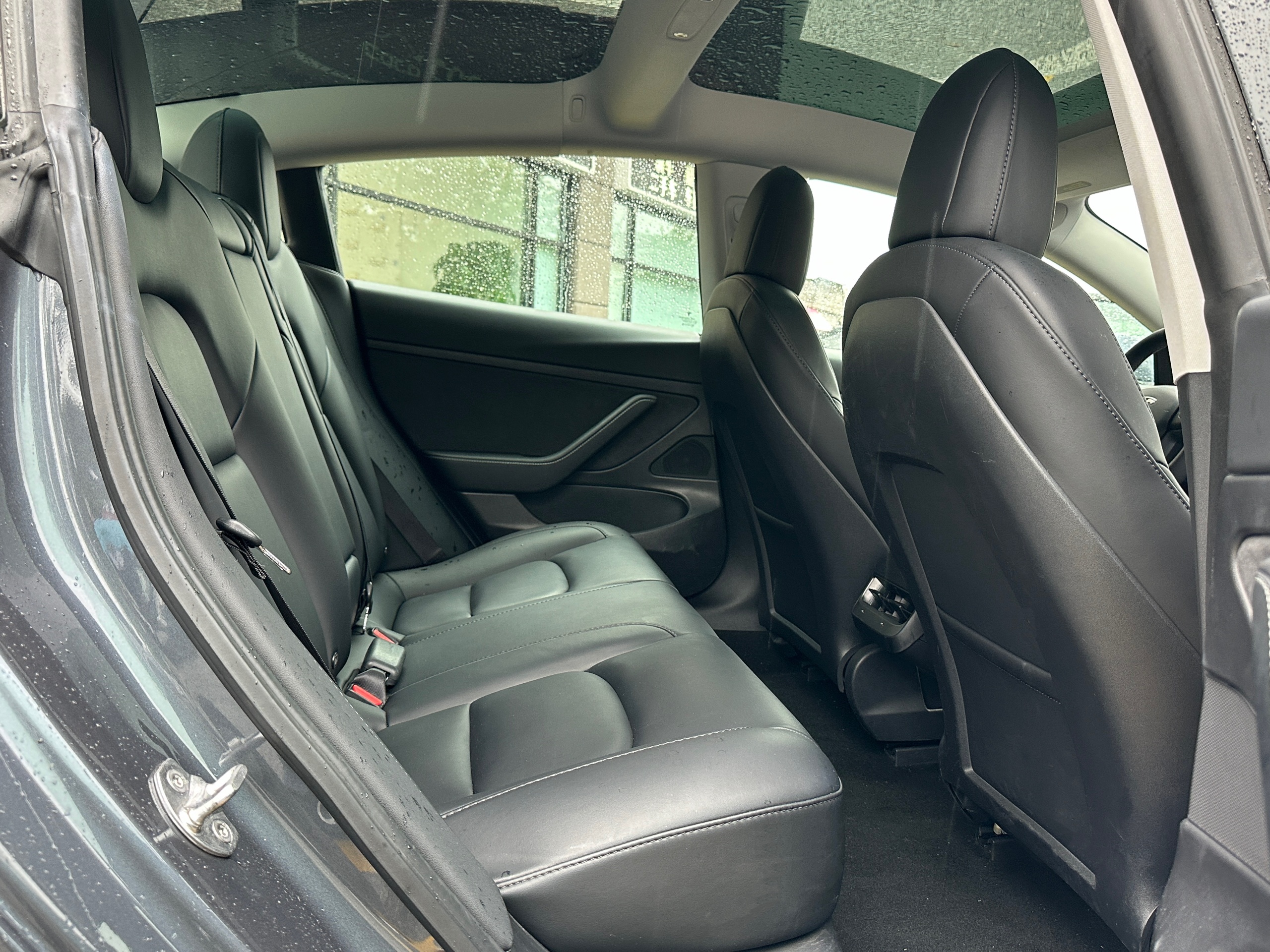 2021 Tesla Model 3 - Image 11