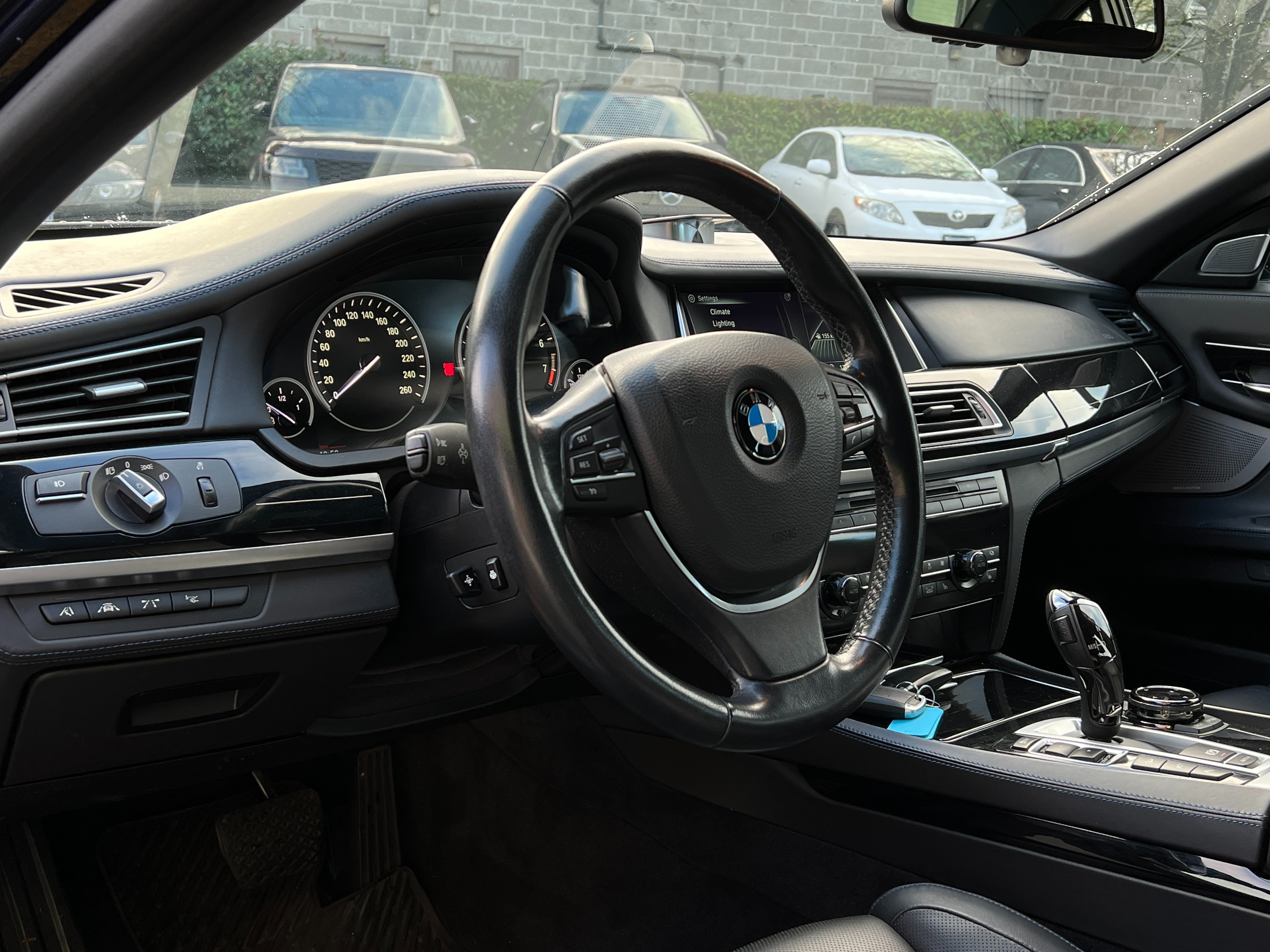 2014 BMW 750xi ｜ fully loaded ｜ BC Local - Image 8