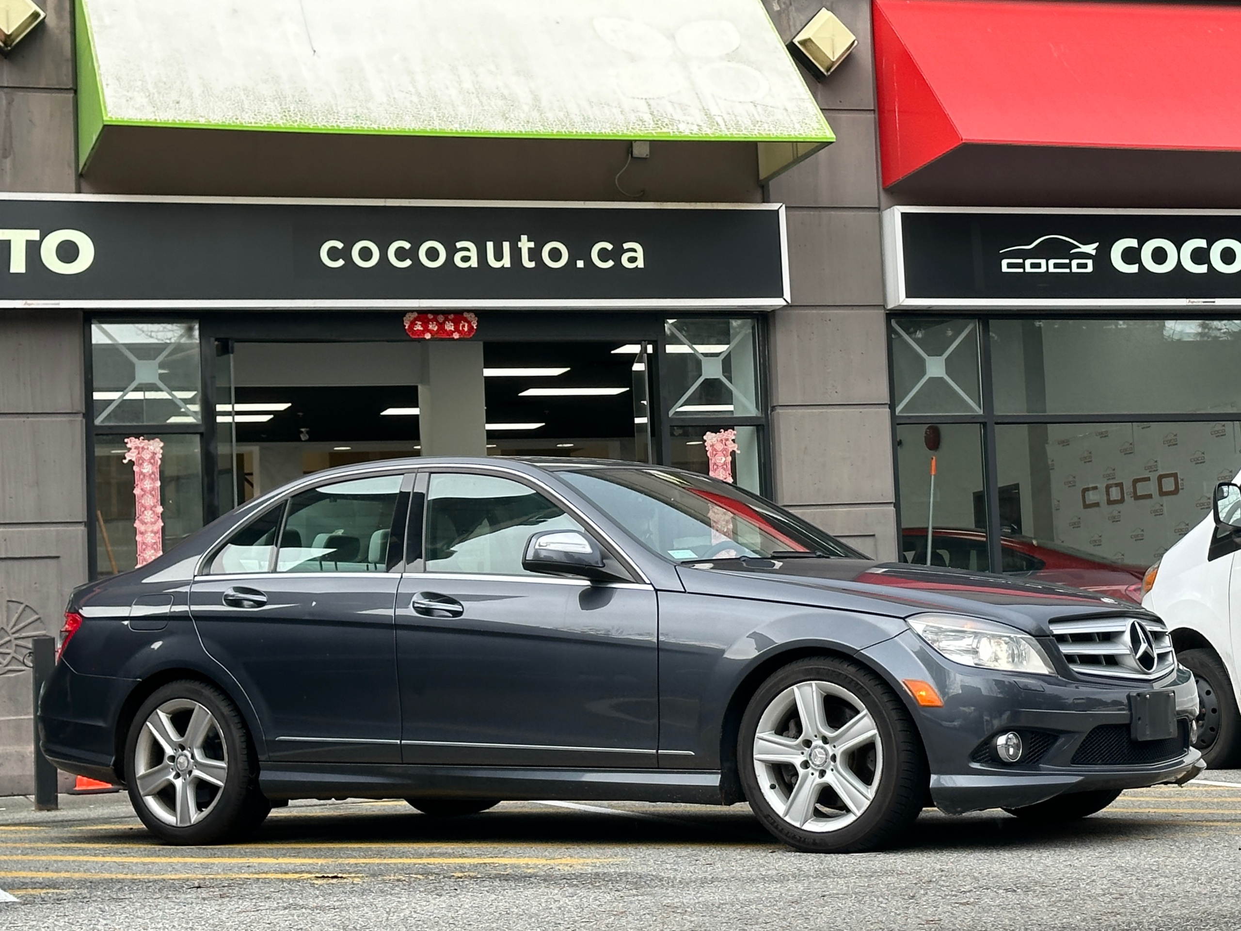 2009 Mercedes-Benz C300 - Image 2