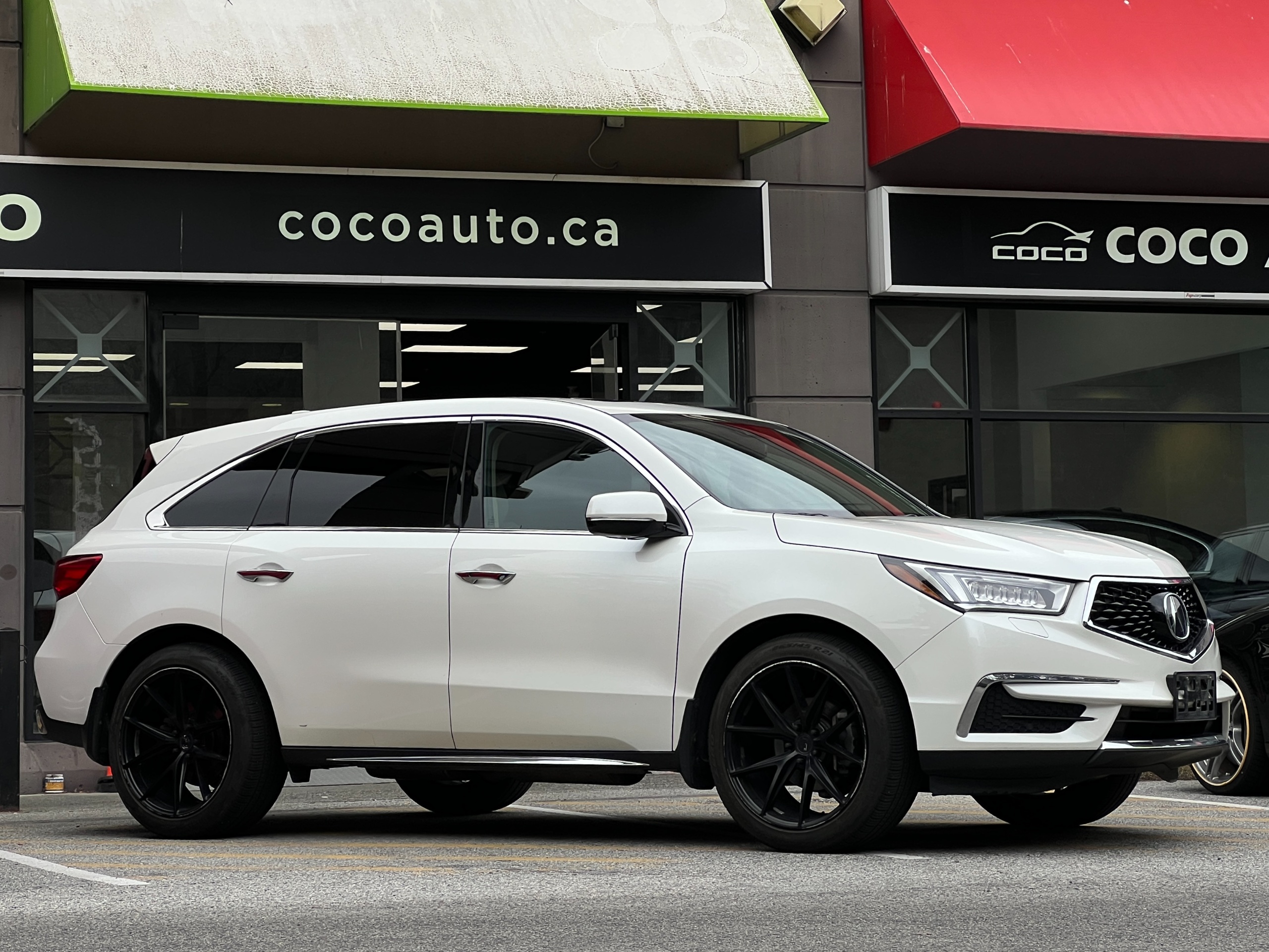 2017 Acura MDX - Image 2