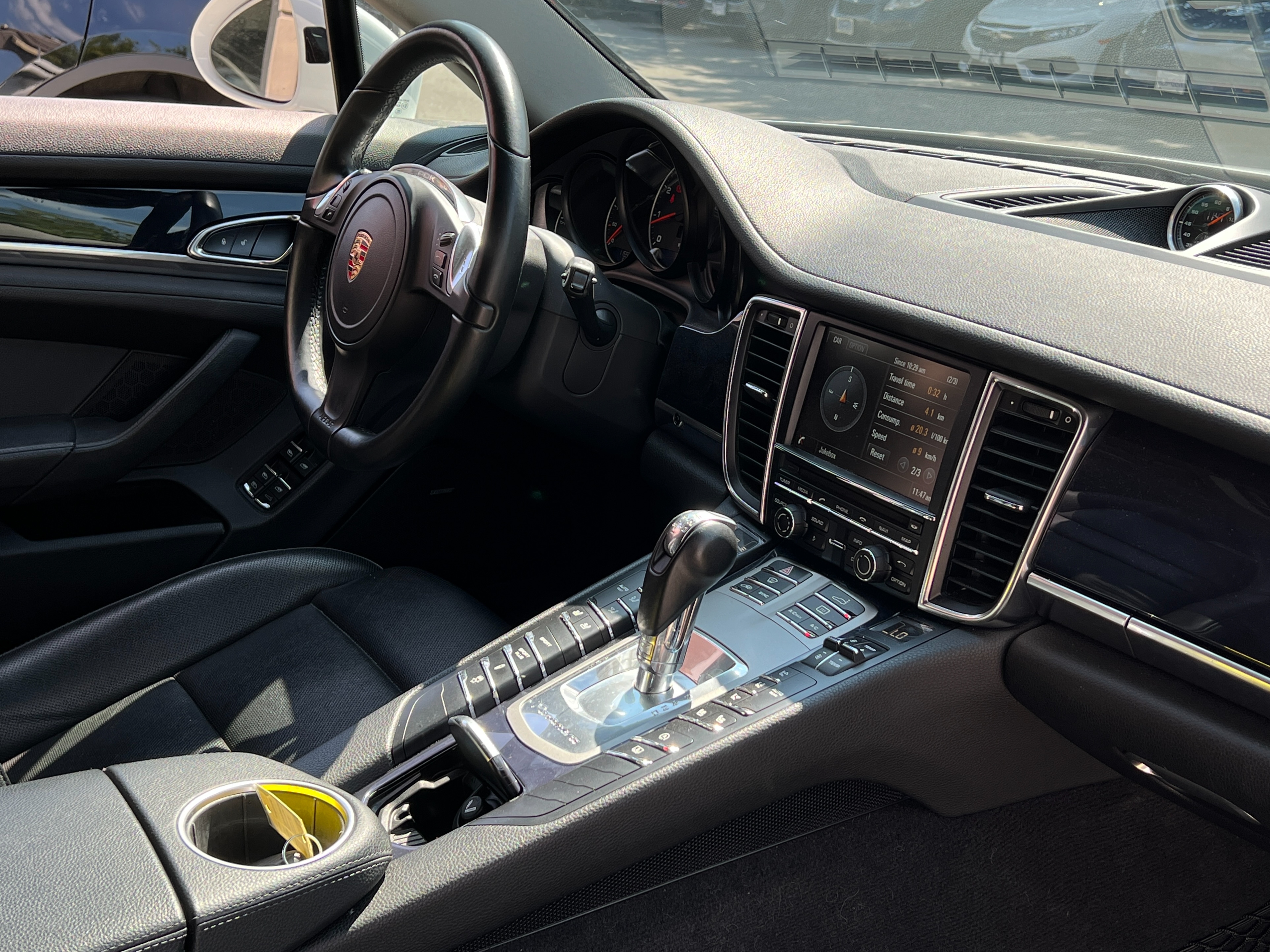 2014 Porsche Panamera 4 | one owner - Image 12