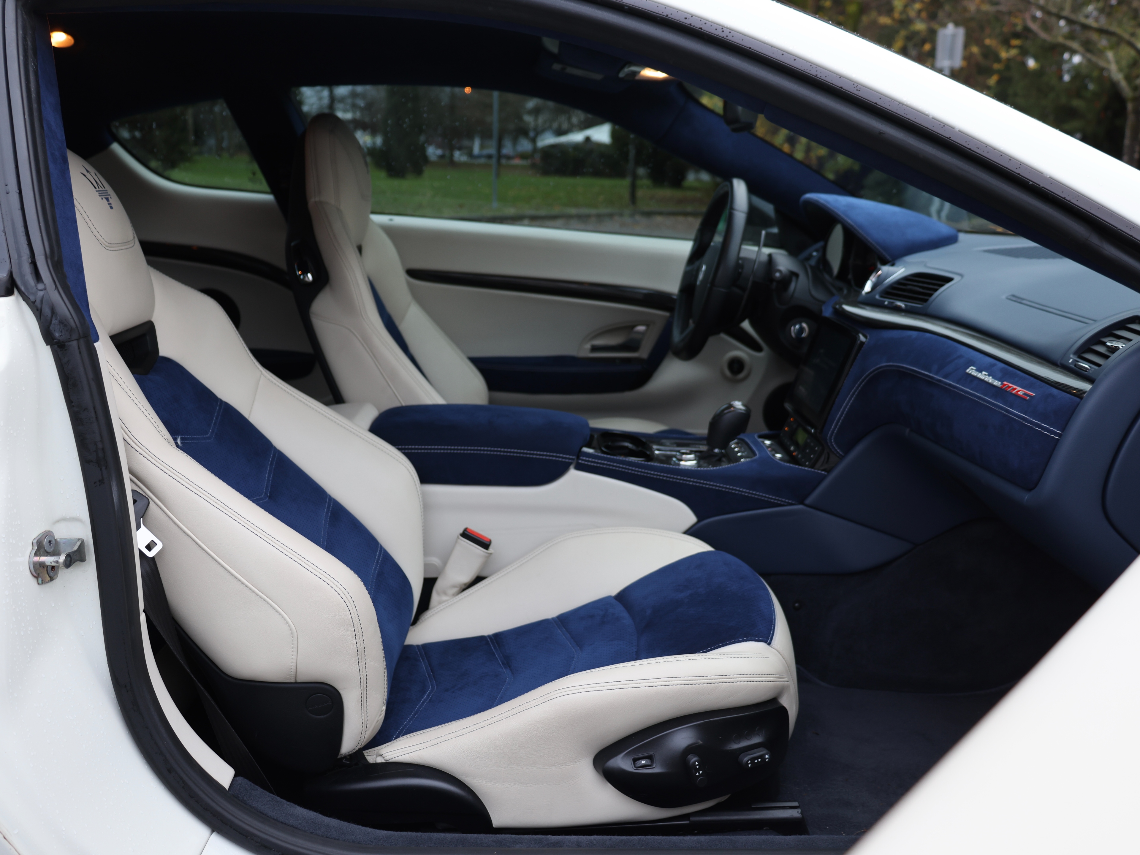 2018 Maserati granturismo MC - Image 12