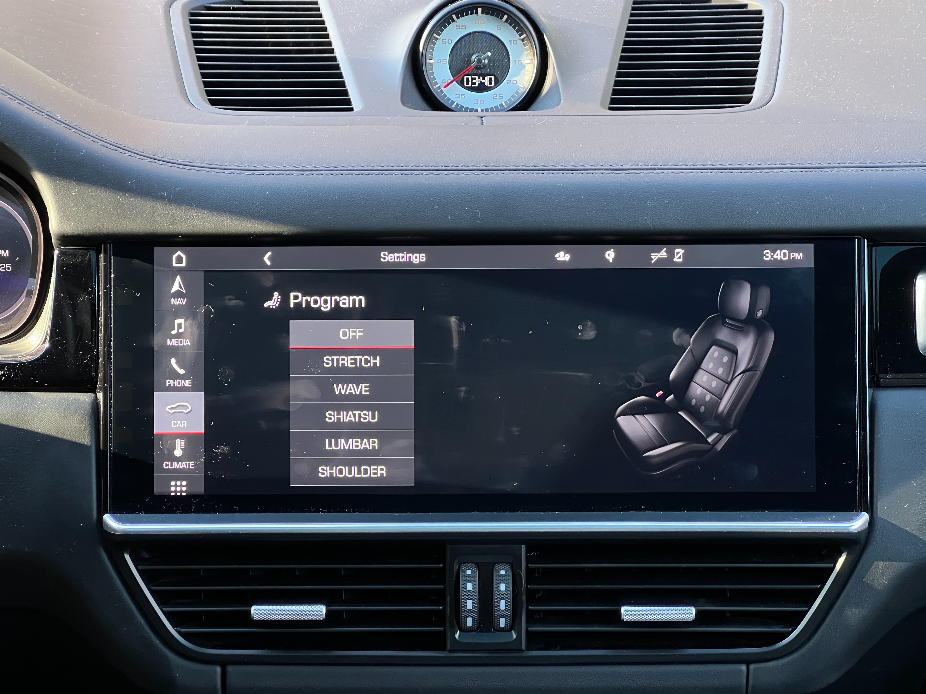 2020 Porsche Cayenne s coupe | fully loaded  - Image 18