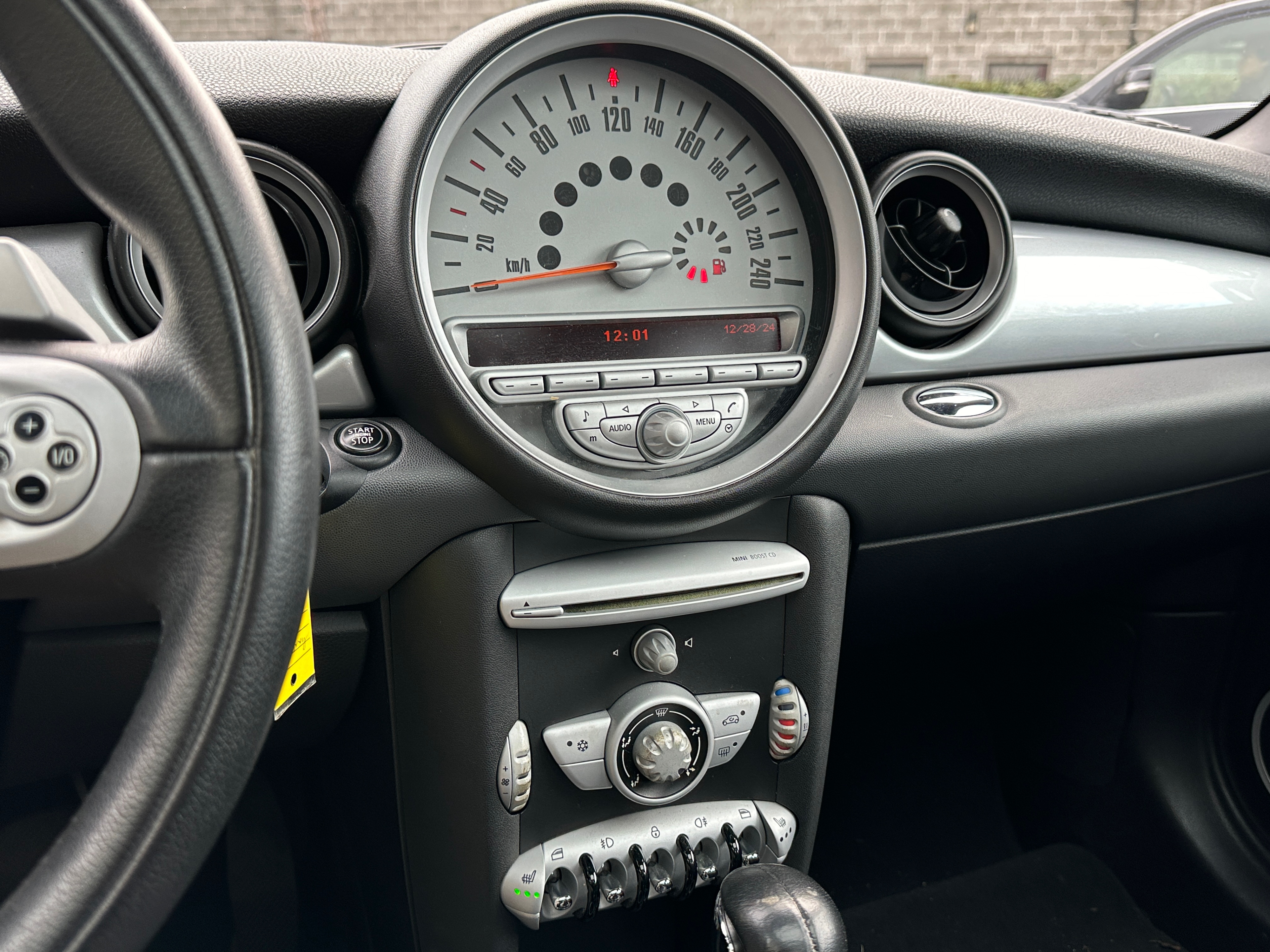 2007 Mini Cooper - Image 10