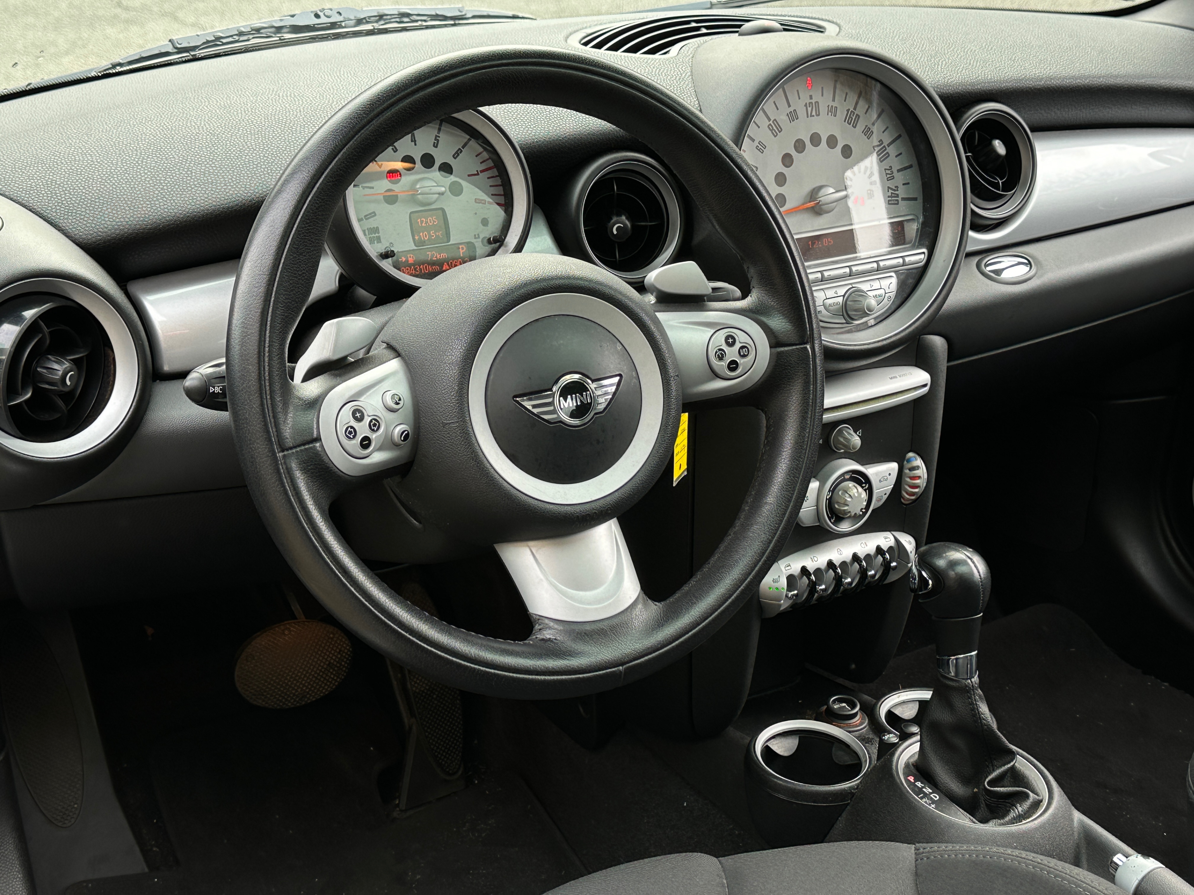 2007 Mini Cooper - Image 12