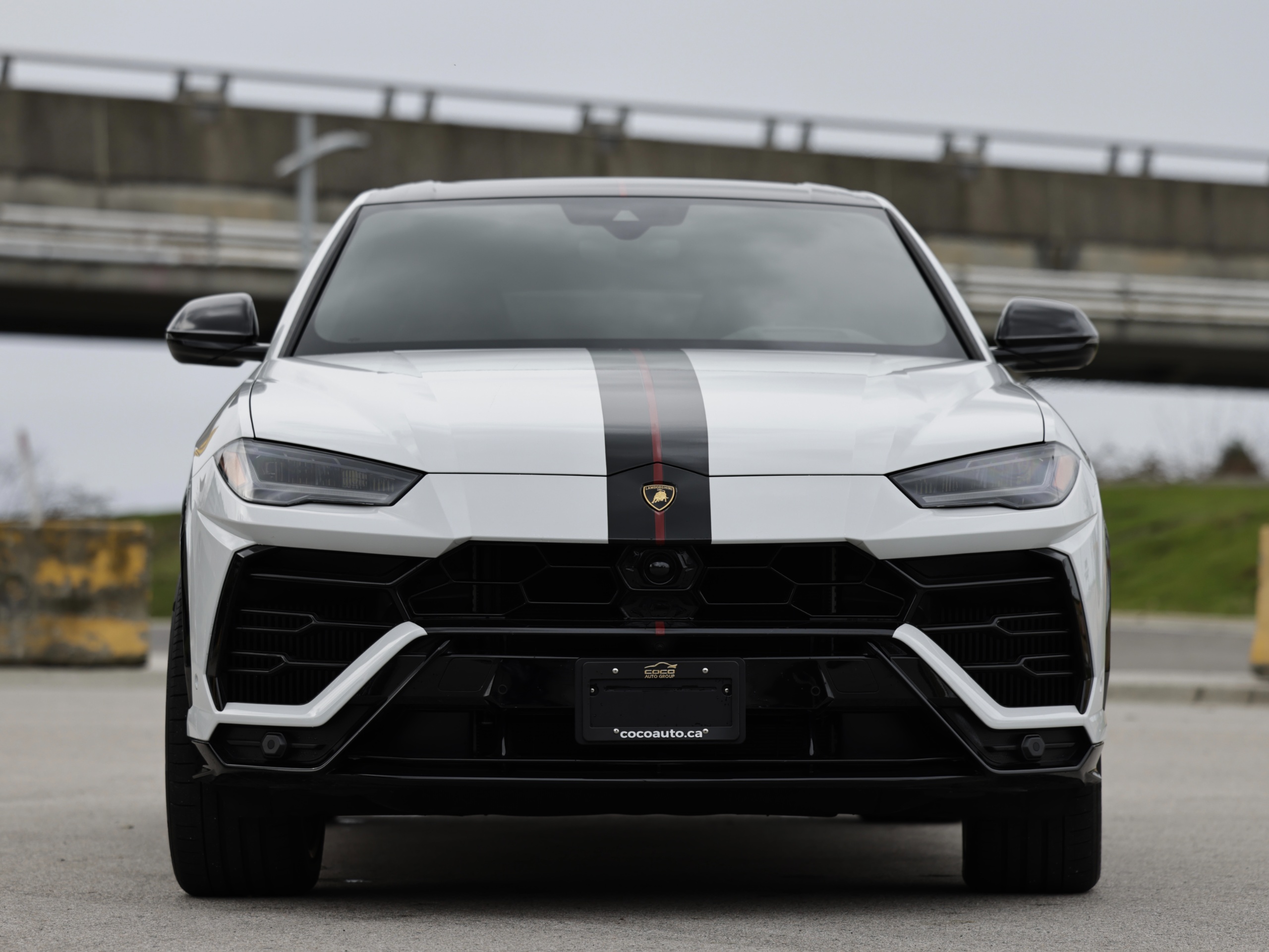 2019 Lamborghini URUS - Image 3