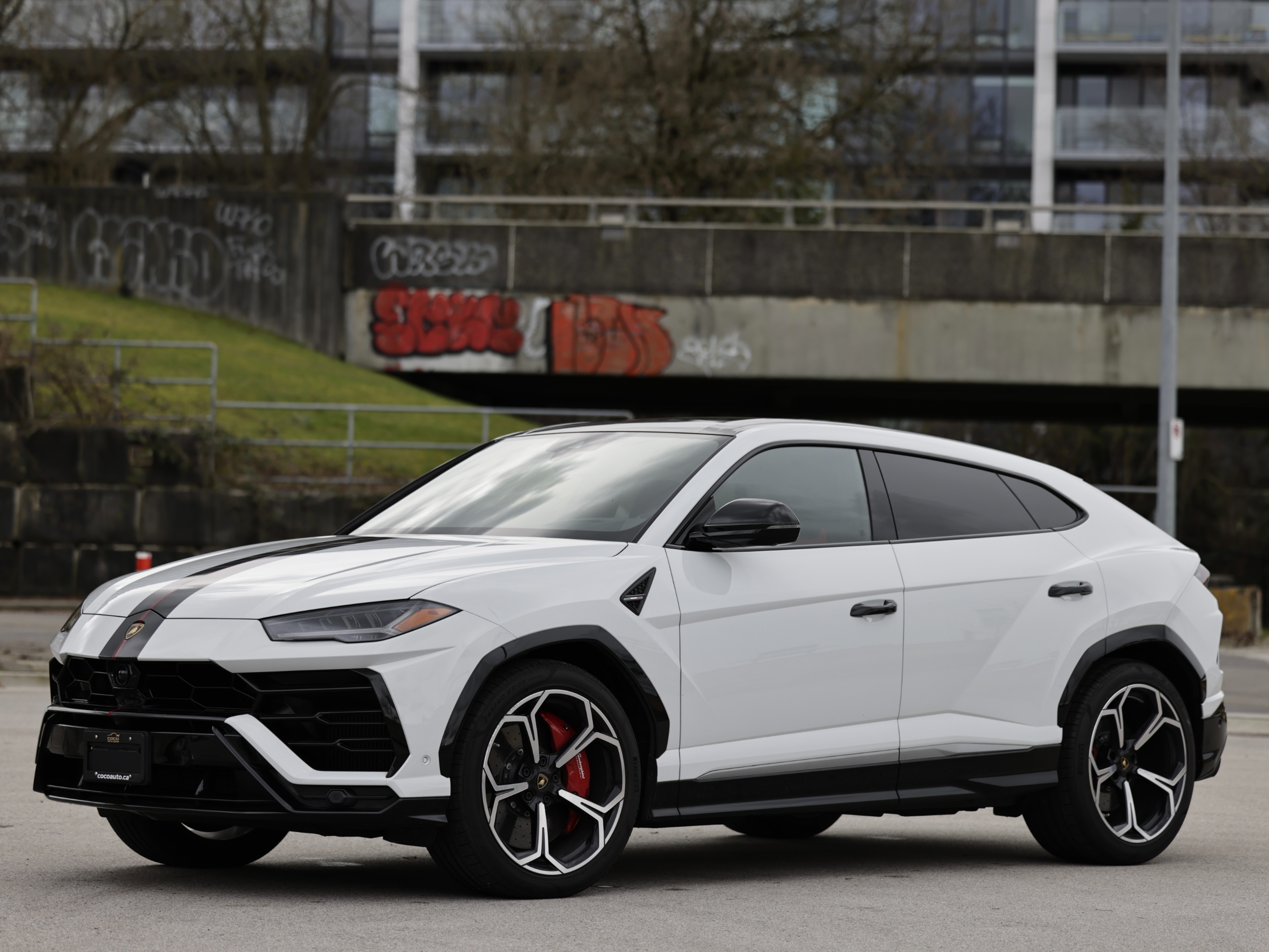 2019 Lamborghini URUS - Image 5