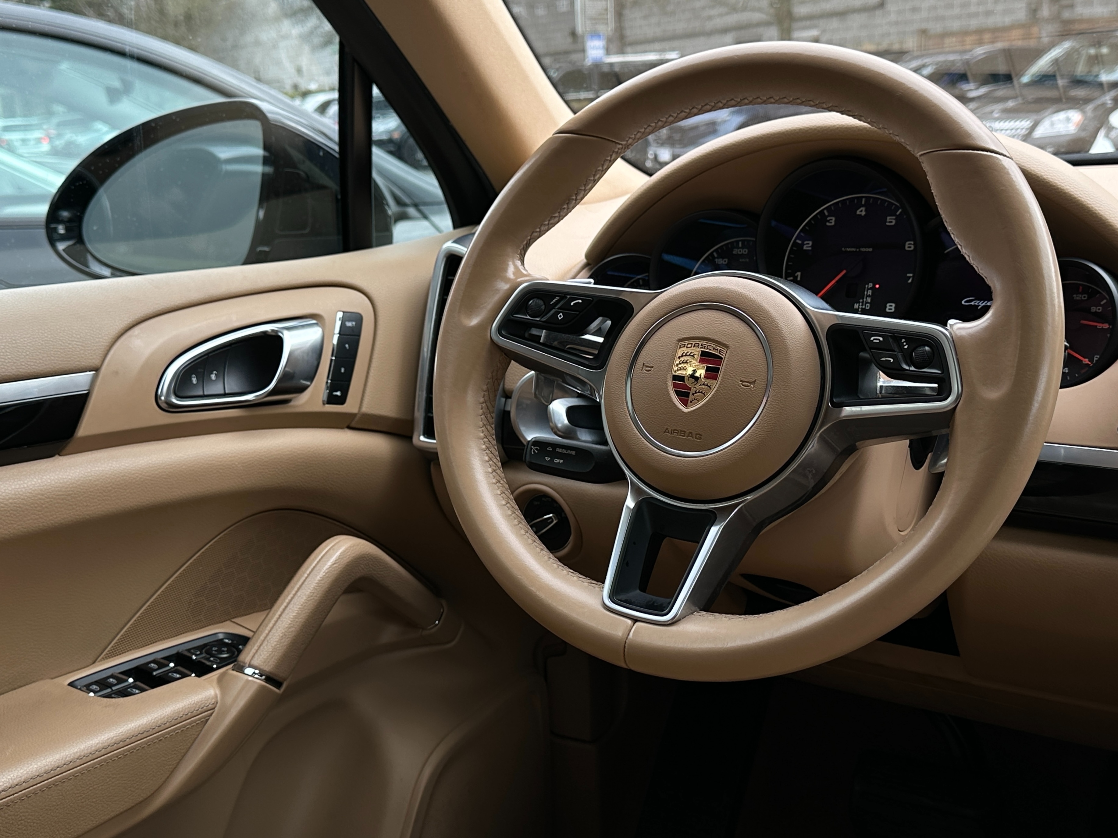 2016 Porsche Cayenne - Image 10