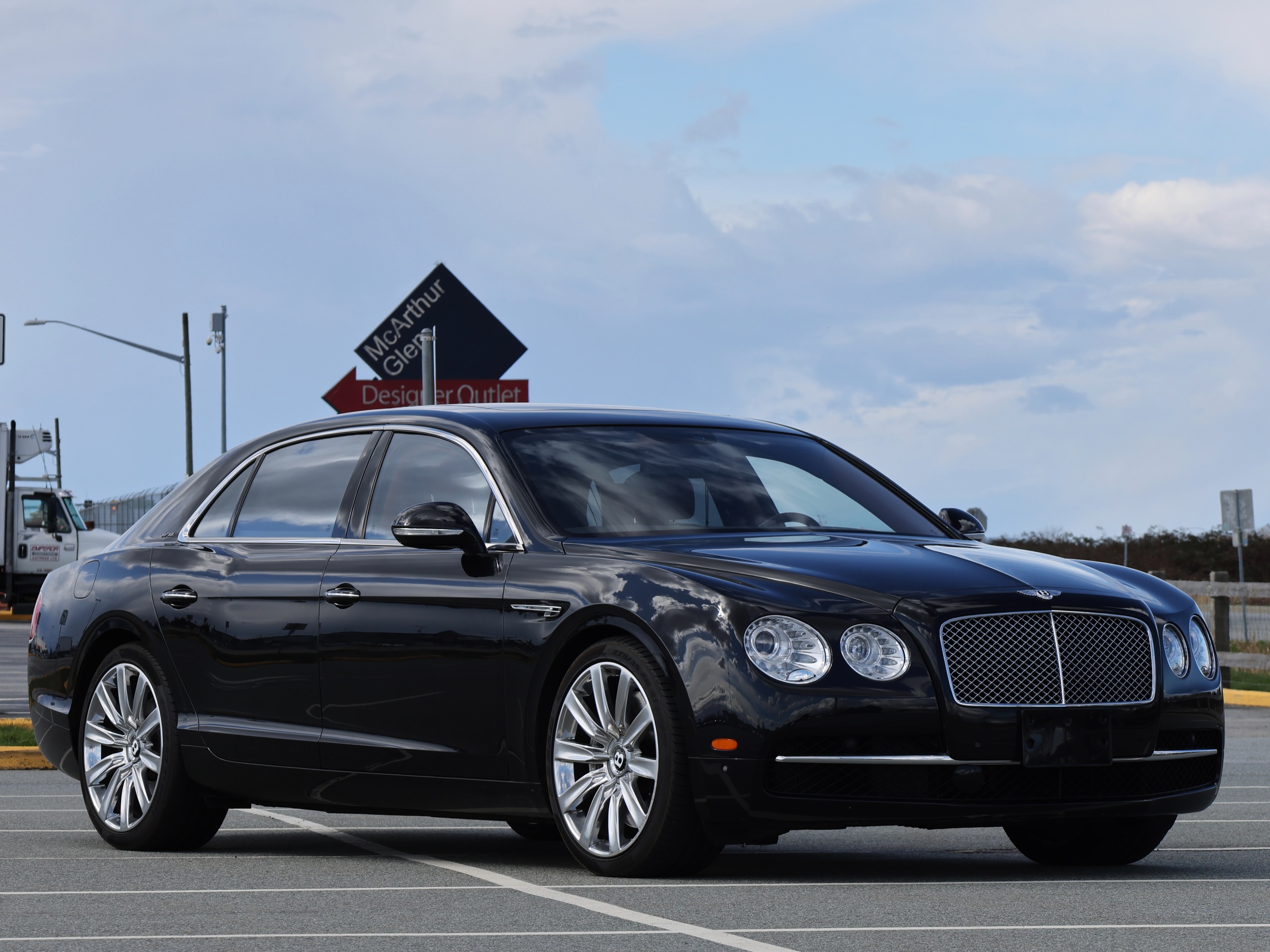 2015 Bentley Flying - Image 1