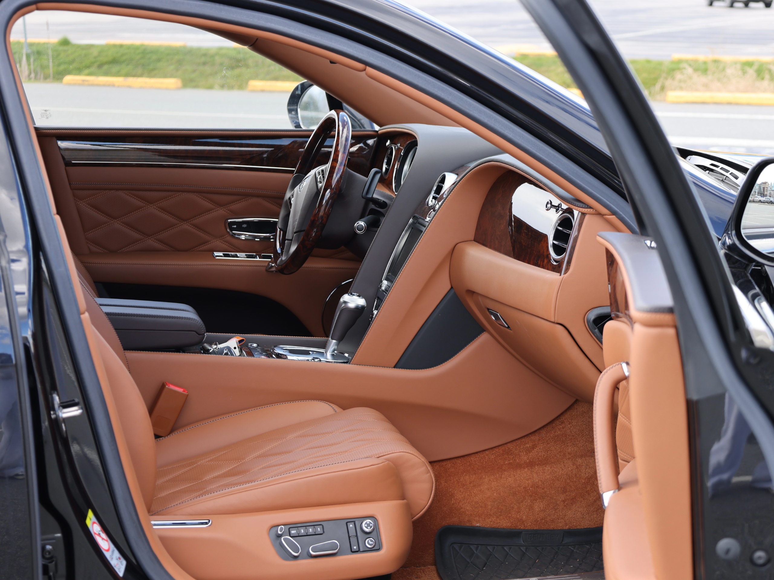 2015 Bentley Flying - Image 12