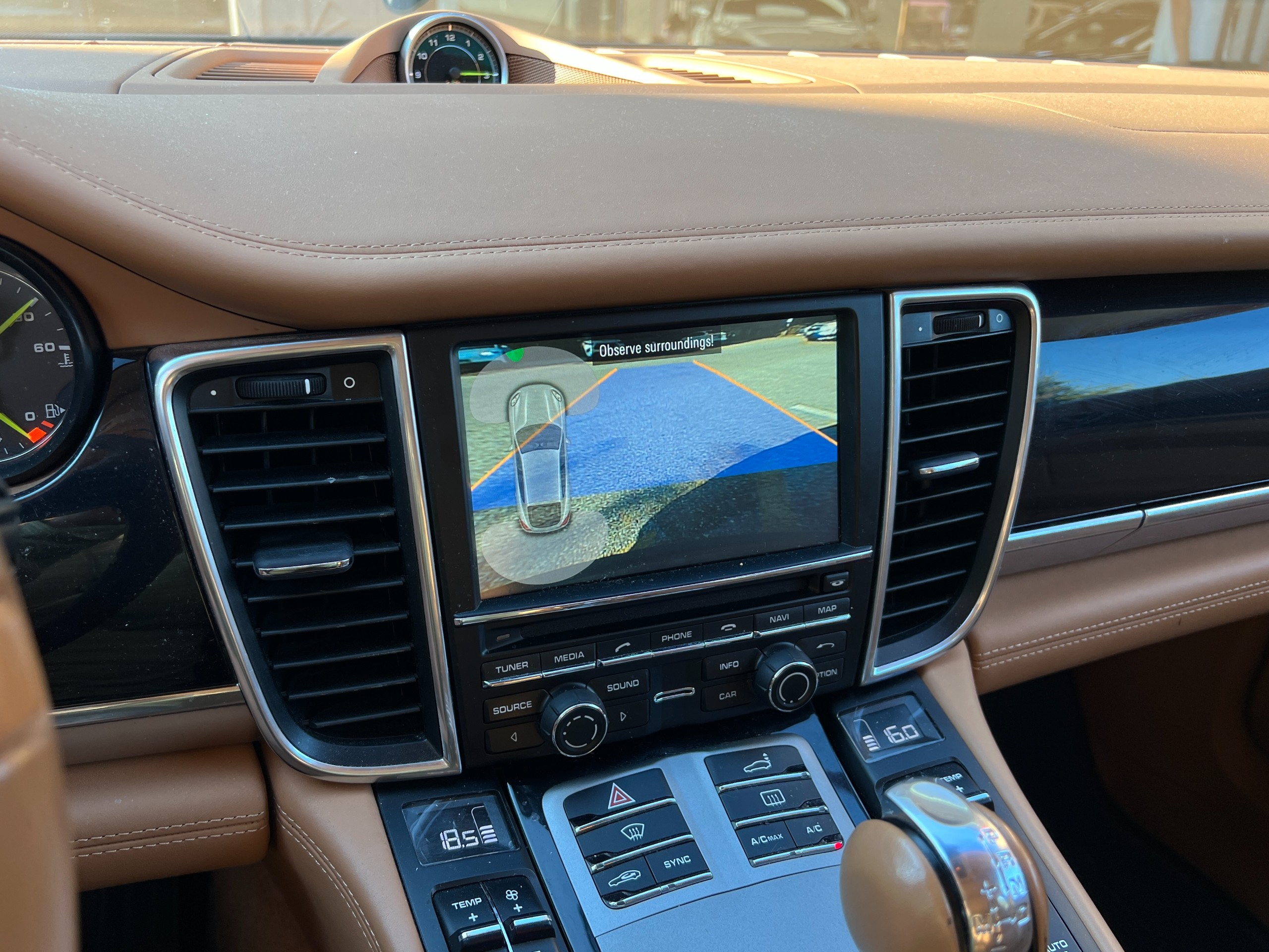 2016 Porsche Panamera S e-hybrid | No accident | BC Local | low km - Image 8