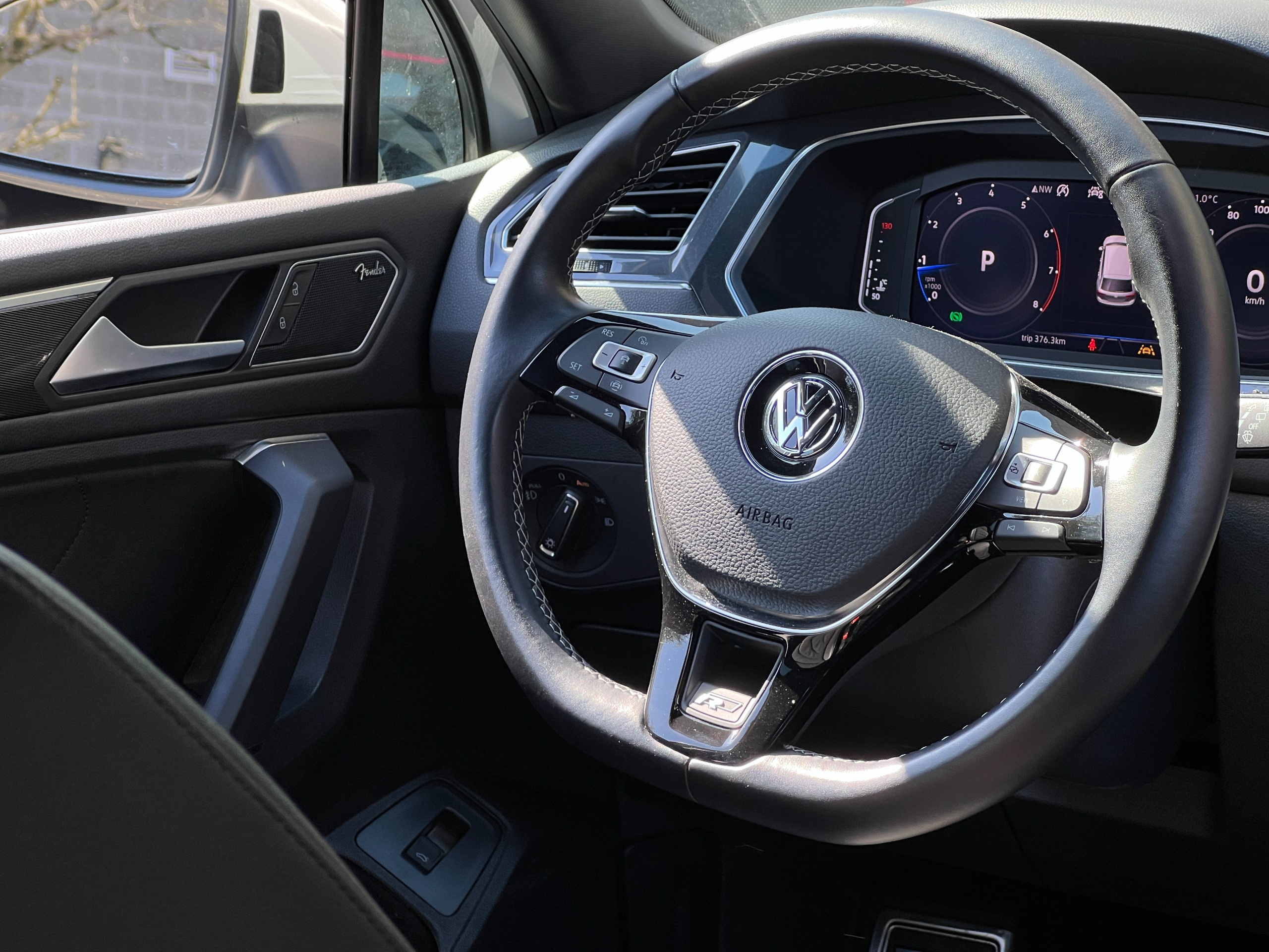 2020 Volkswagen Tiguan 4 motion - Image 10