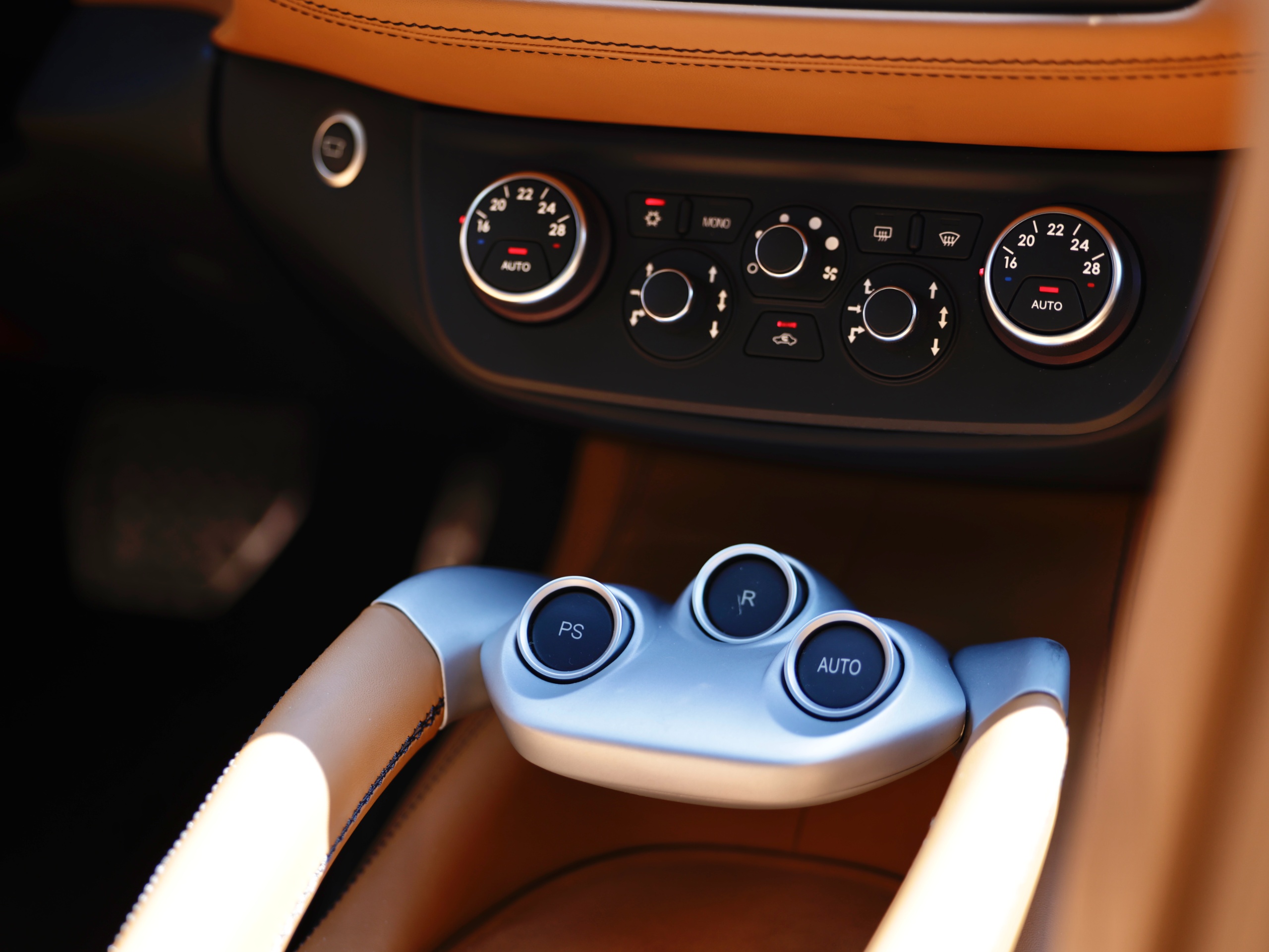 2016 Ferrari FF - Image 10