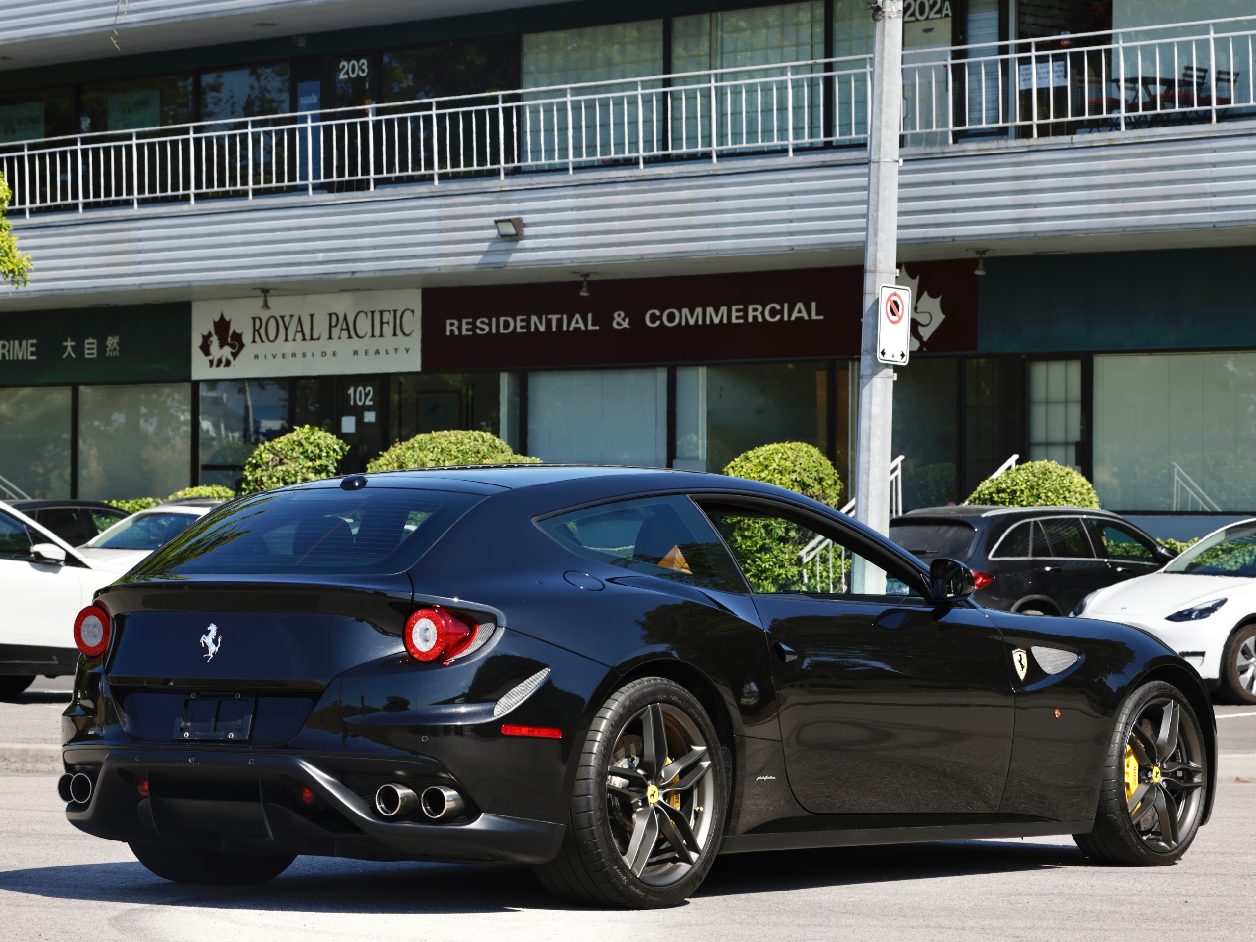 2016 Ferrari FF - Image 7