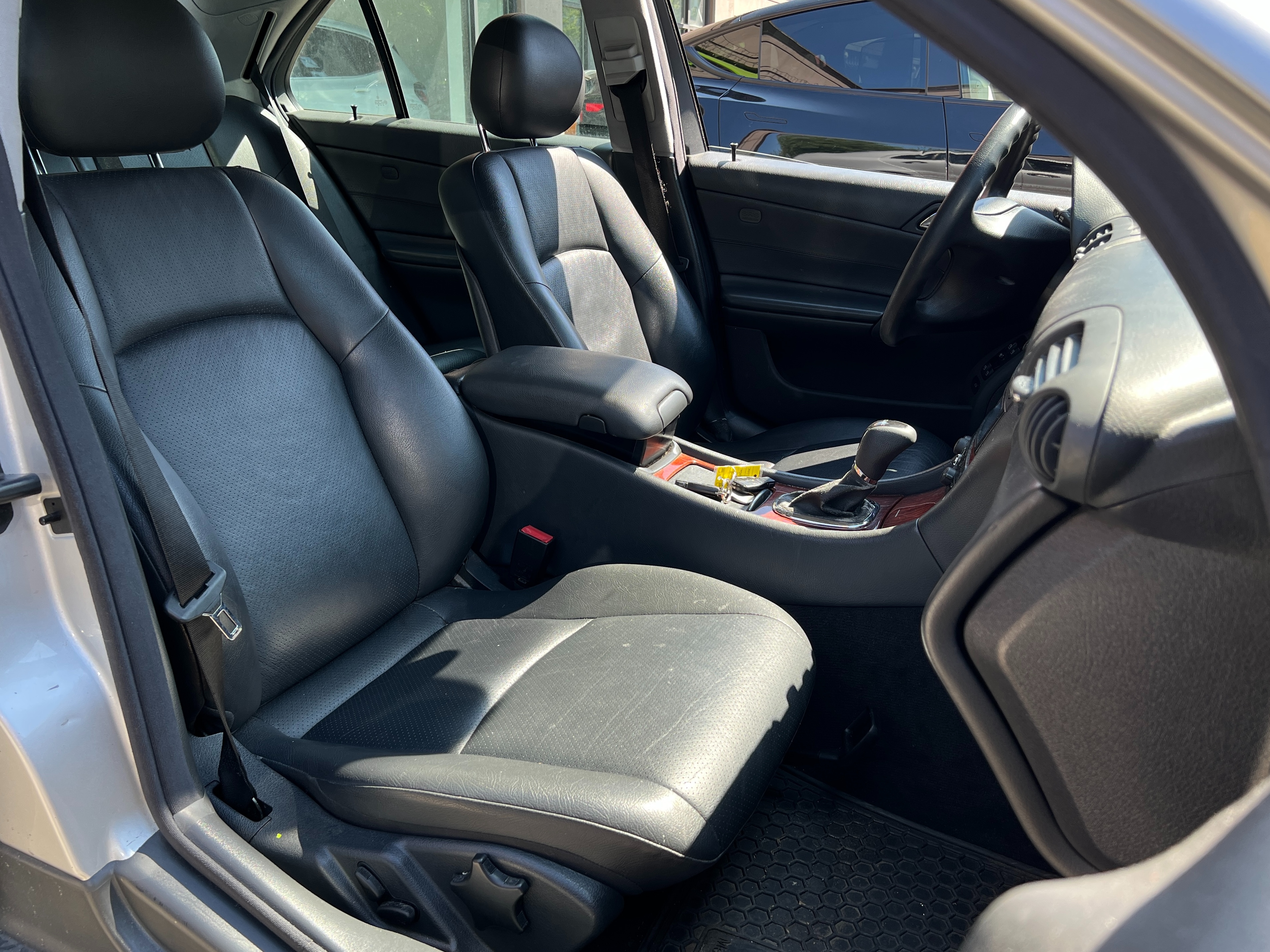 2004 Mercedes-Benz C230 - Image 9
