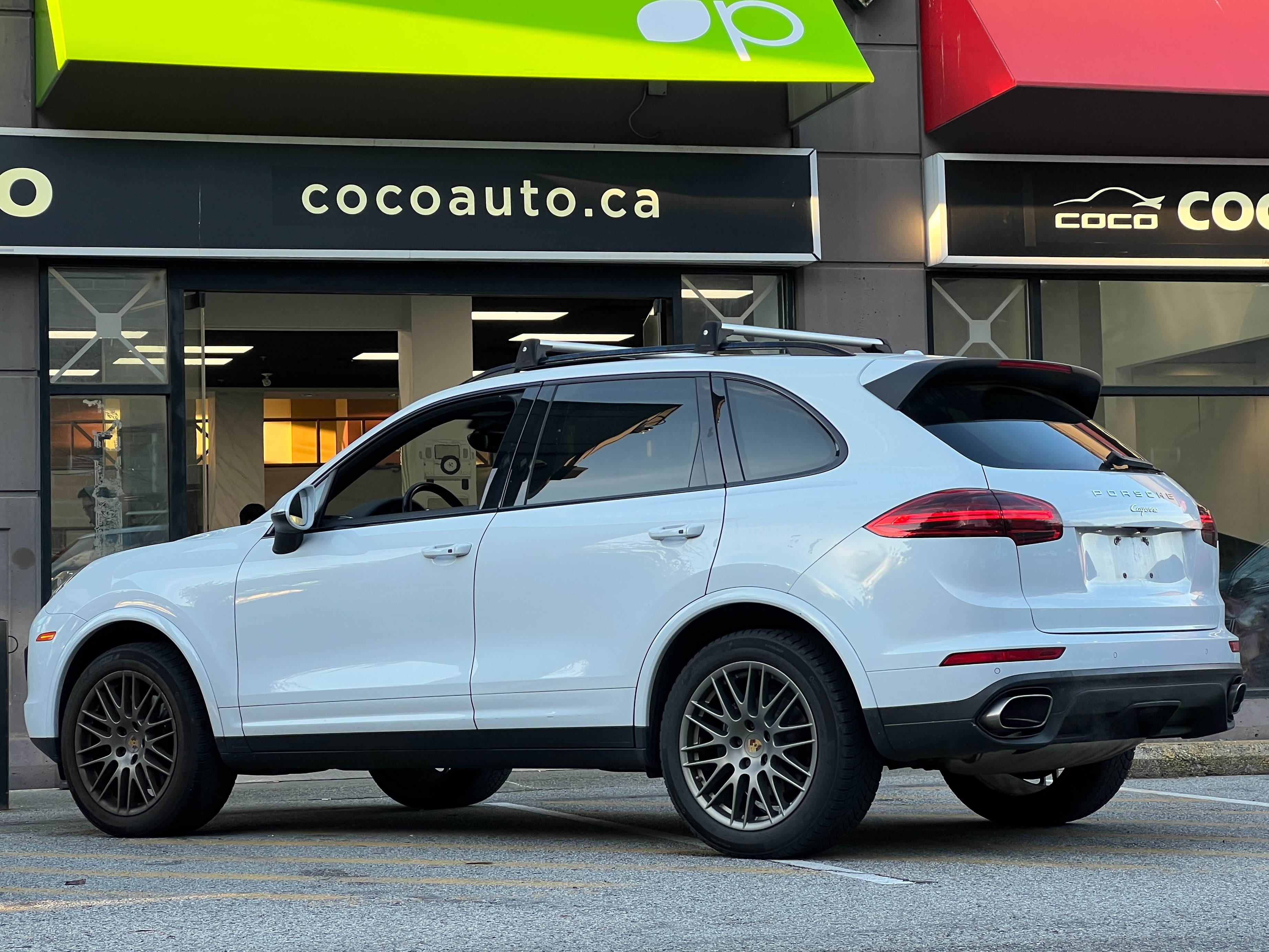 2017 Porsche Cayenne | Platinum Edition  - Image 7