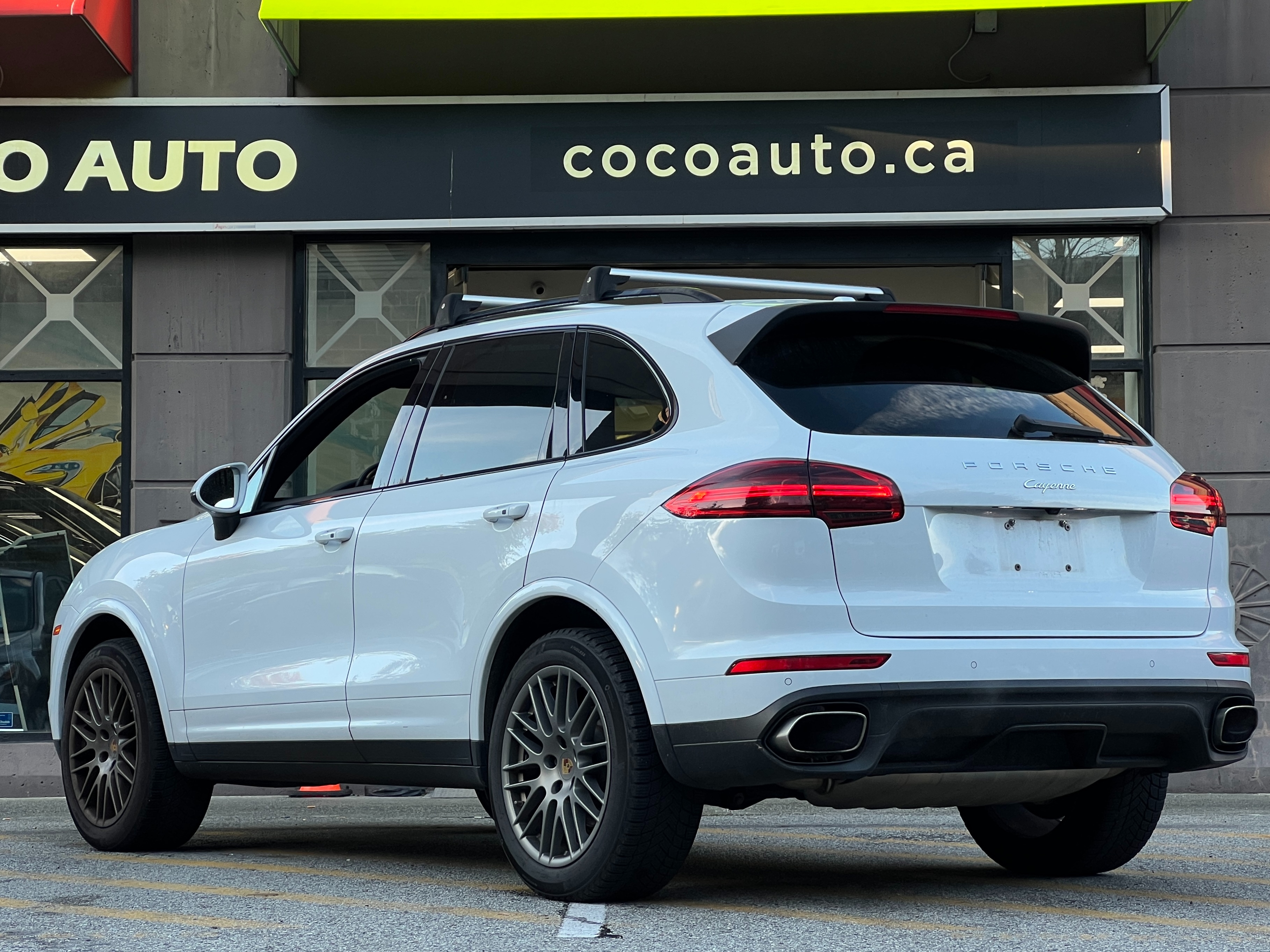 2017 Porsche Cayenne | Platinum Edition  - Image 6