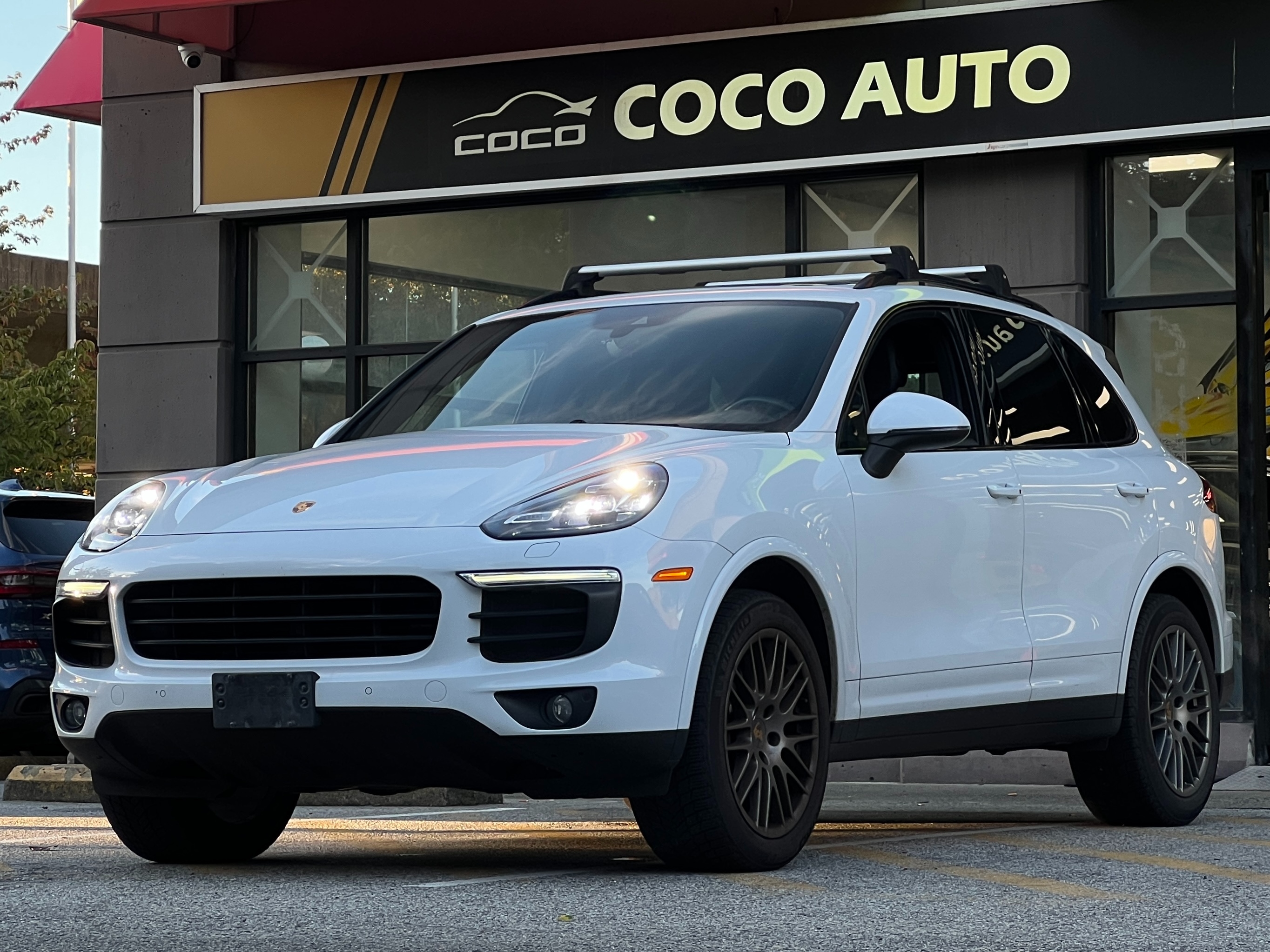 2017 Porsche Cayenne | Platinum Edition  - Image 4