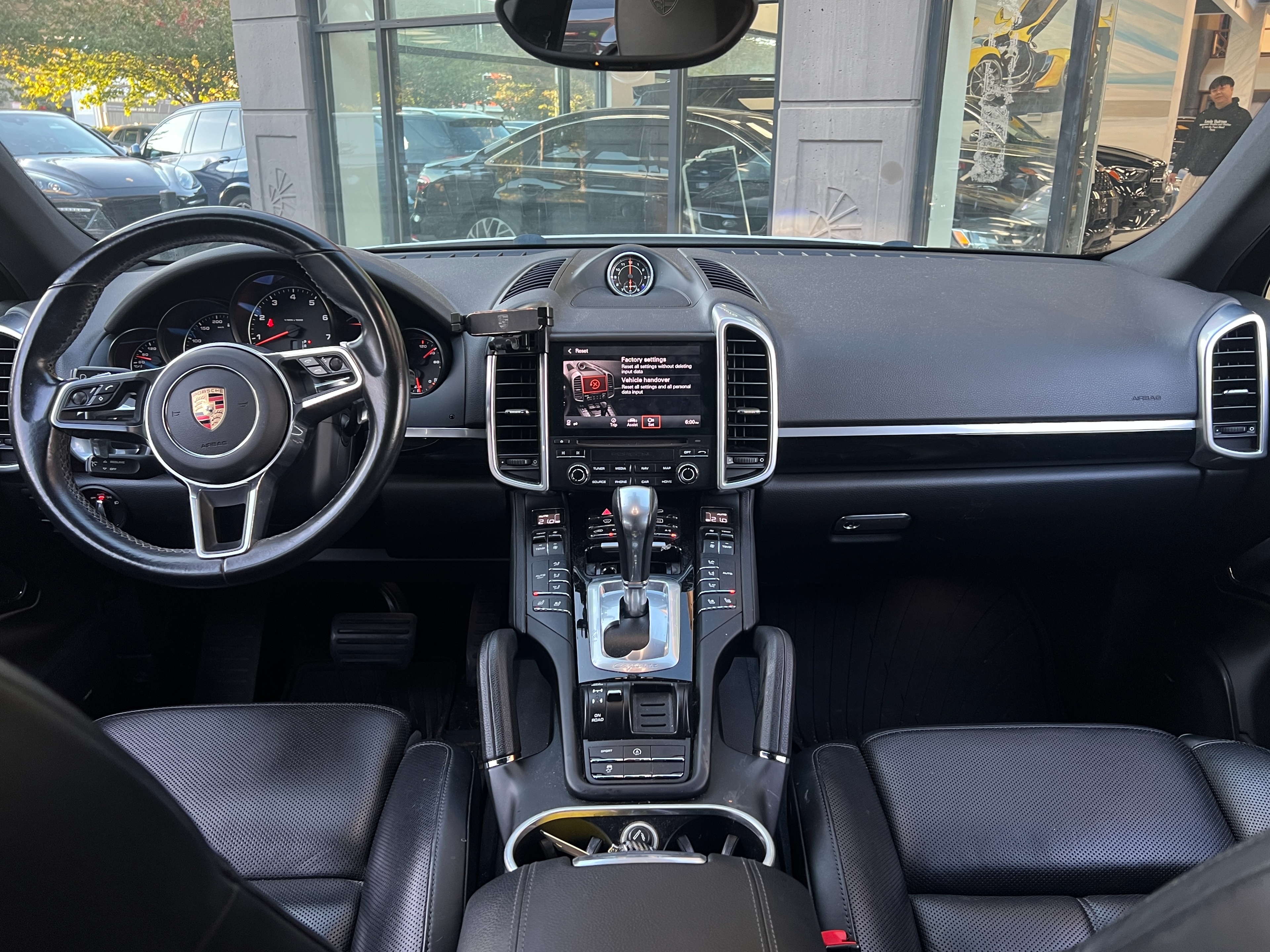 2017 Porsche Cayenne | Platinum Edition  - Image 12