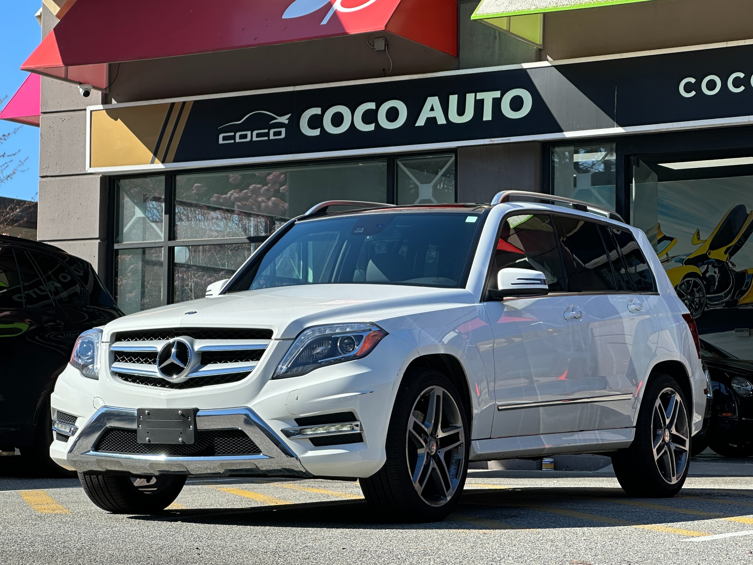 2015 Mercedes-Benz GLK250 - Image 3