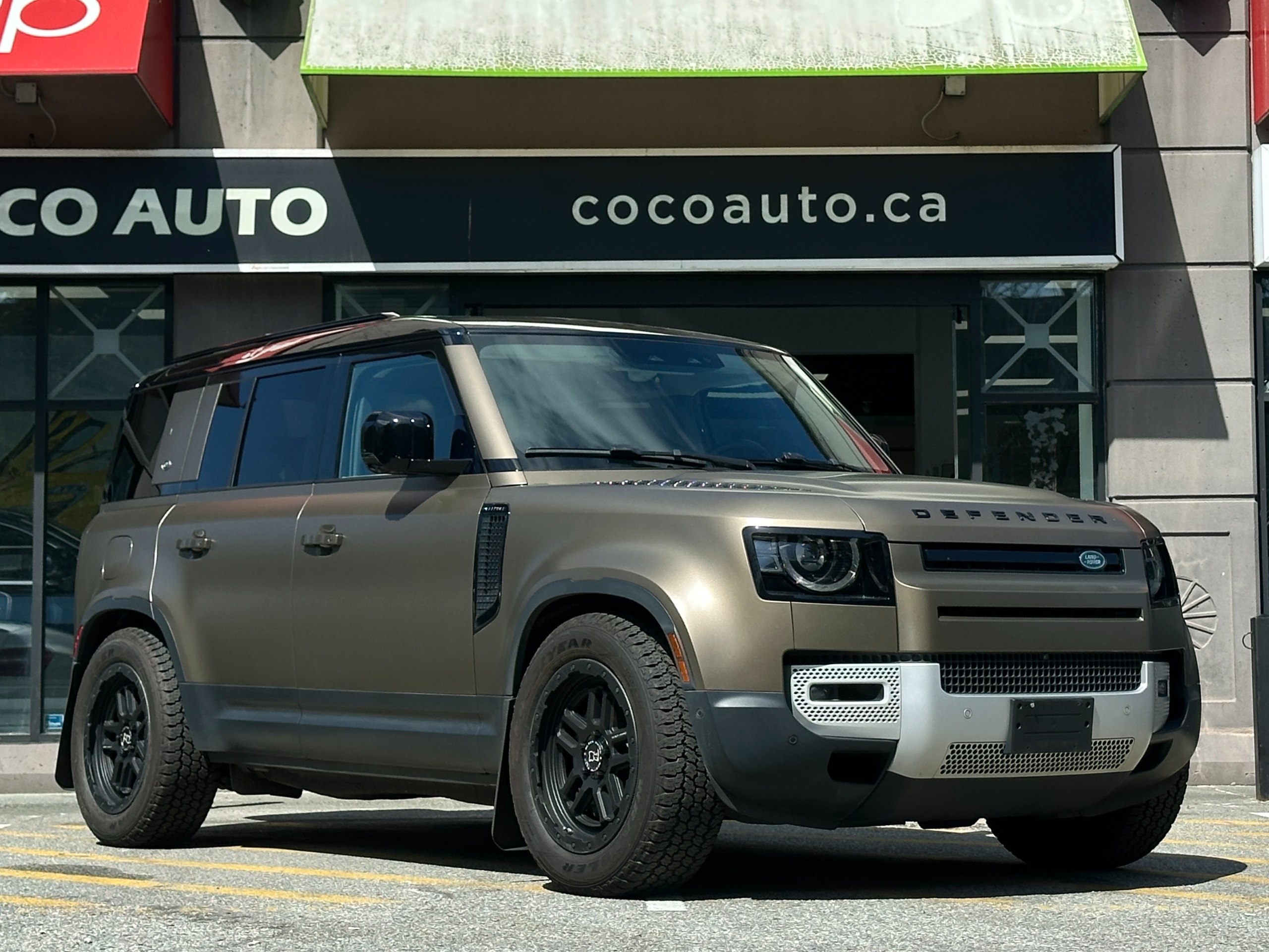 2020 Land Rover Defender - Image 1